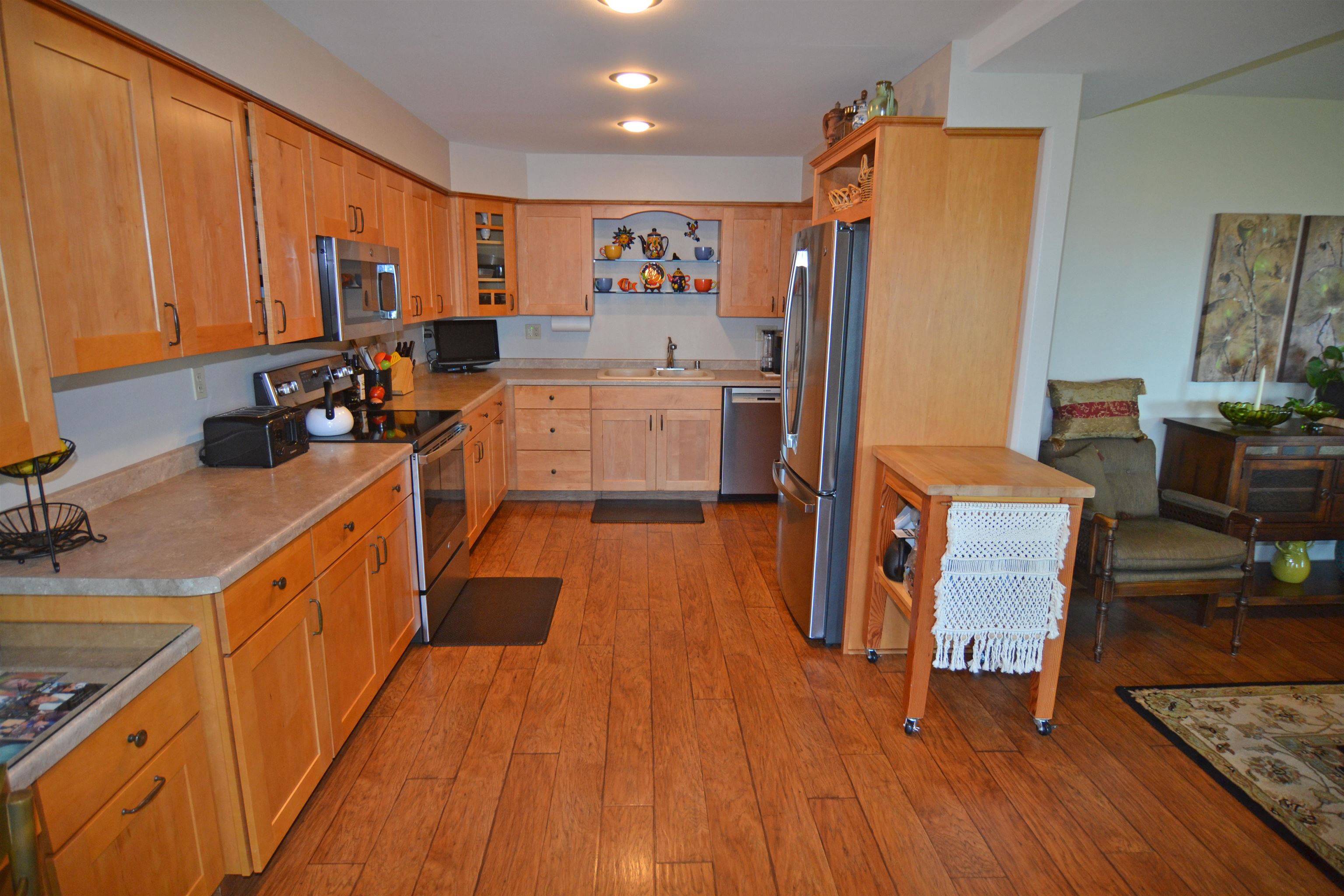 2205 RIDGE VIEW DRIVE, Wausau, Wisconsin 54401, 4 Bedrooms Bedrooms, ,3 BathroomsBathrooms,Residential,For Sale,2205 RIDGE VIEW DRIVE,22602639
