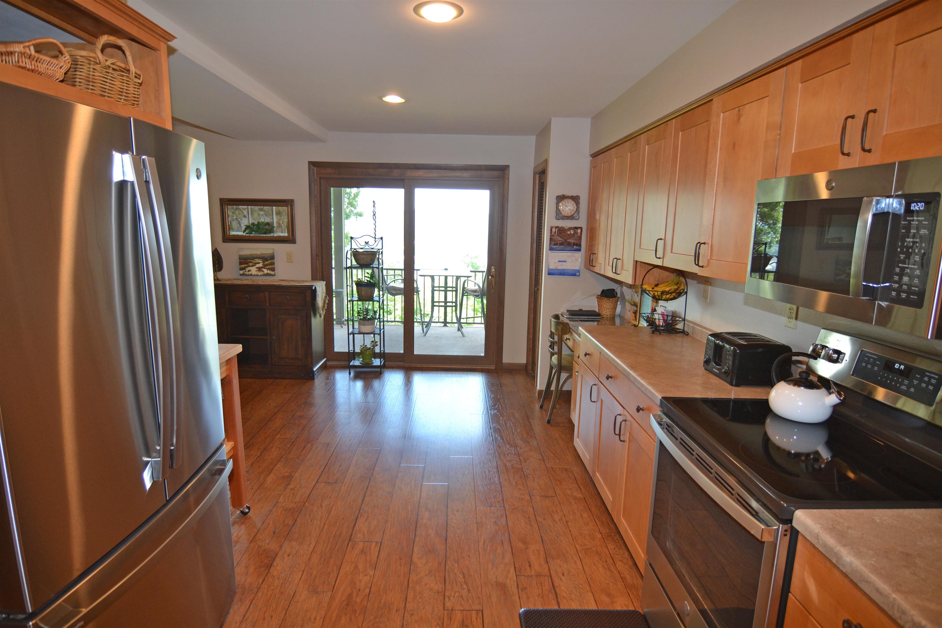 2205 RIDGE VIEW DRIVE, Wausau, Wisconsin 54401, 4 Bedrooms Bedrooms, ,3 BathroomsBathrooms,Residential,For Sale,2205 RIDGE VIEW DRIVE,22602639