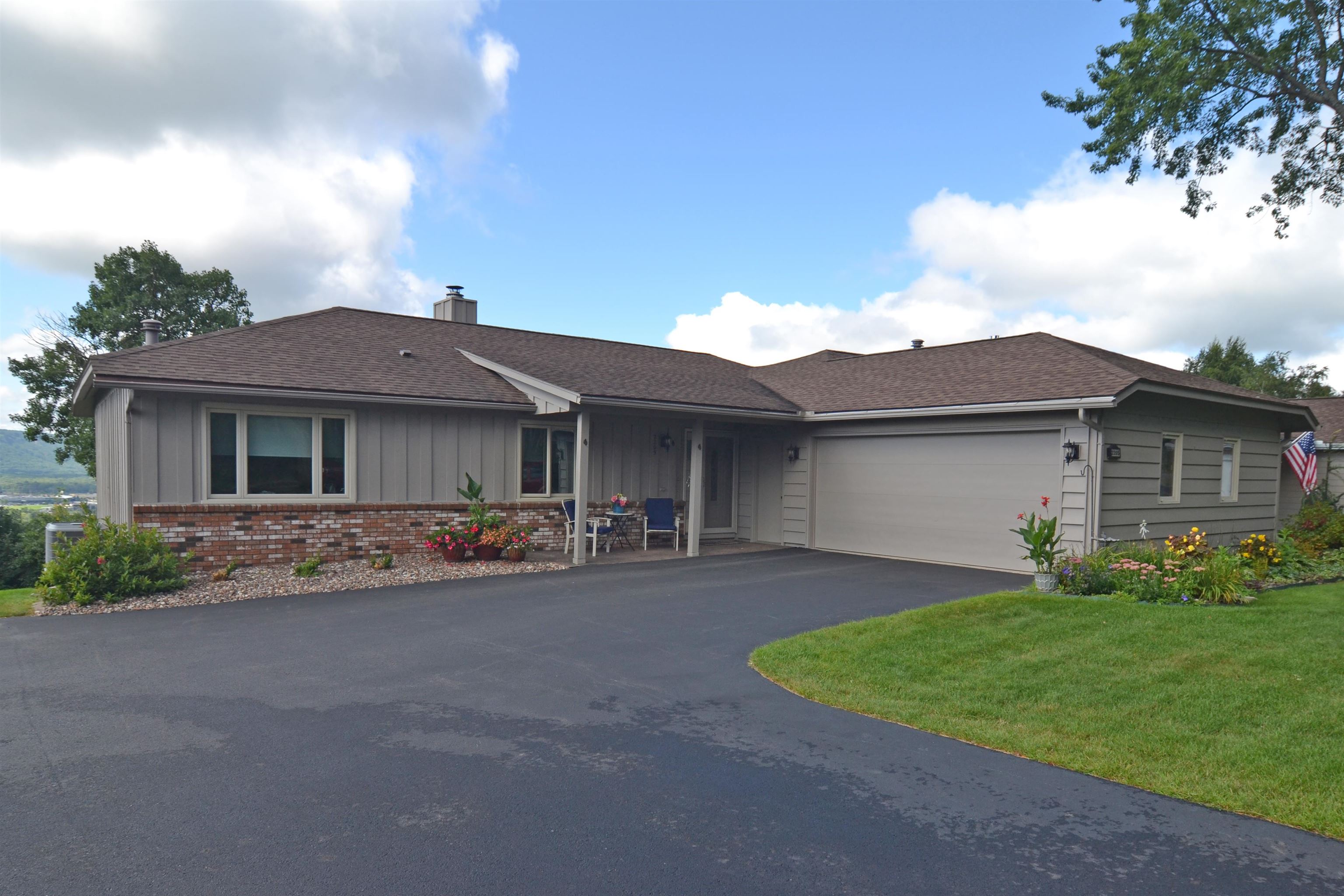 2205 RIDGE VIEW DRIVE, Wausau, Wisconsin 54401, 4 Bedrooms Bedrooms, ,3 BathroomsBathrooms,Residential,For Sale,2205 RIDGE VIEW DRIVE,22602639