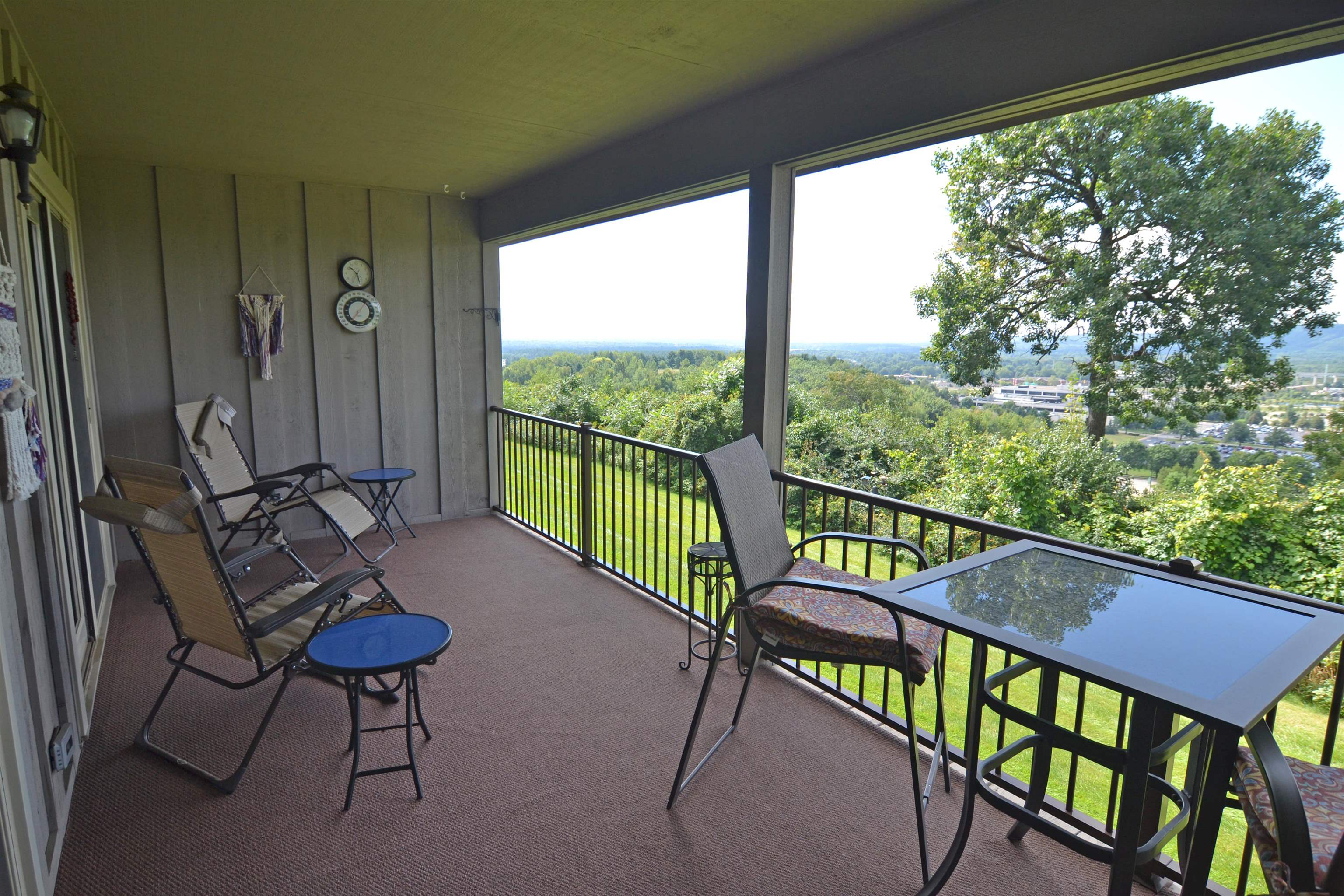 2205 RIDGE VIEW DRIVE, Wausau, Wisconsin 54401, 4 Bedrooms Bedrooms, ,3 BathroomsBathrooms,Residential,For Sale,2205 RIDGE VIEW DRIVE,22602639
