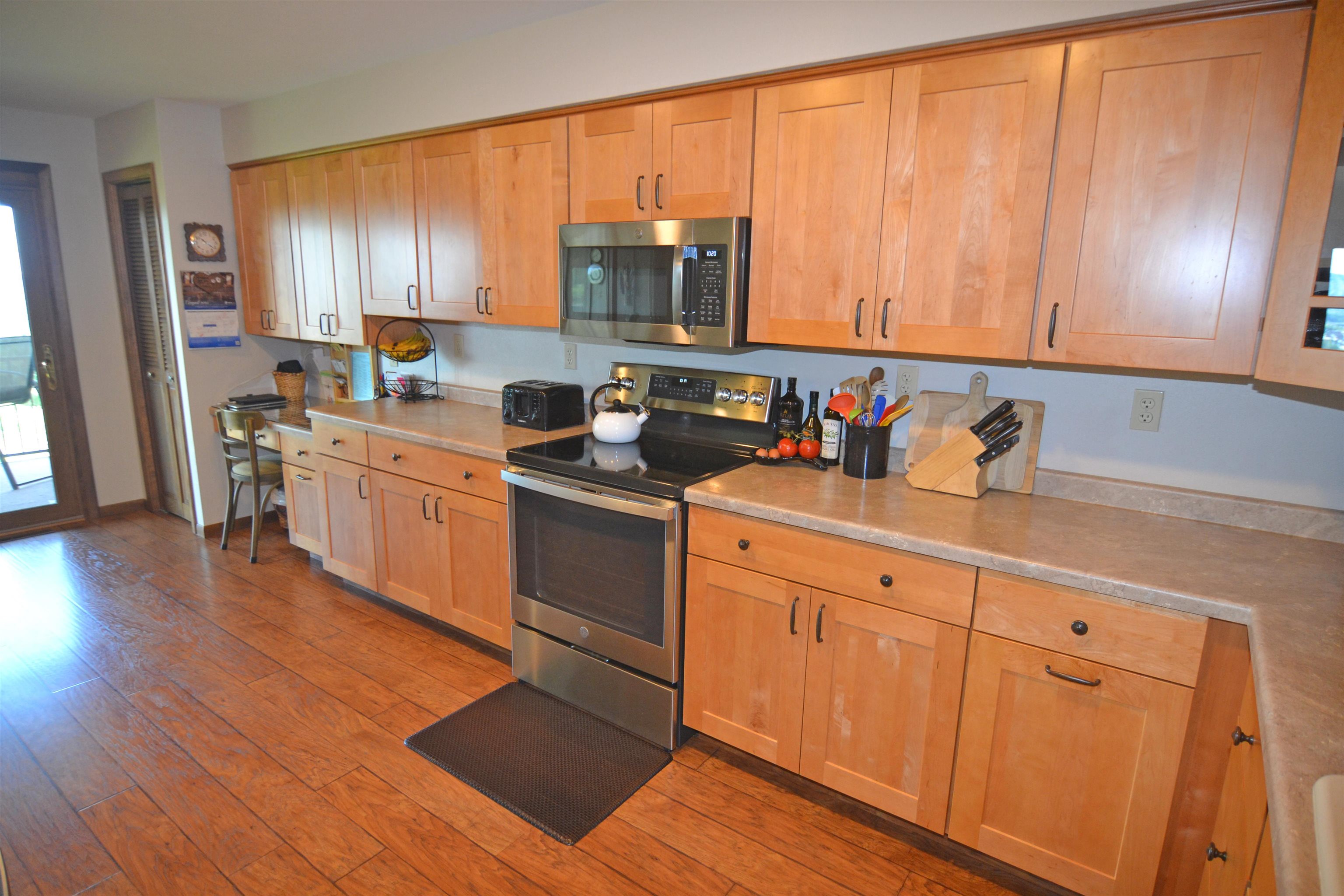 2205 RIDGE VIEW DRIVE, Wausau, Wisconsin 54401, 4 Bedrooms Bedrooms, ,3 BathroomsBathrooms,Residential,For Sale,2205 RIDGE VIEW DRIVE,22602639