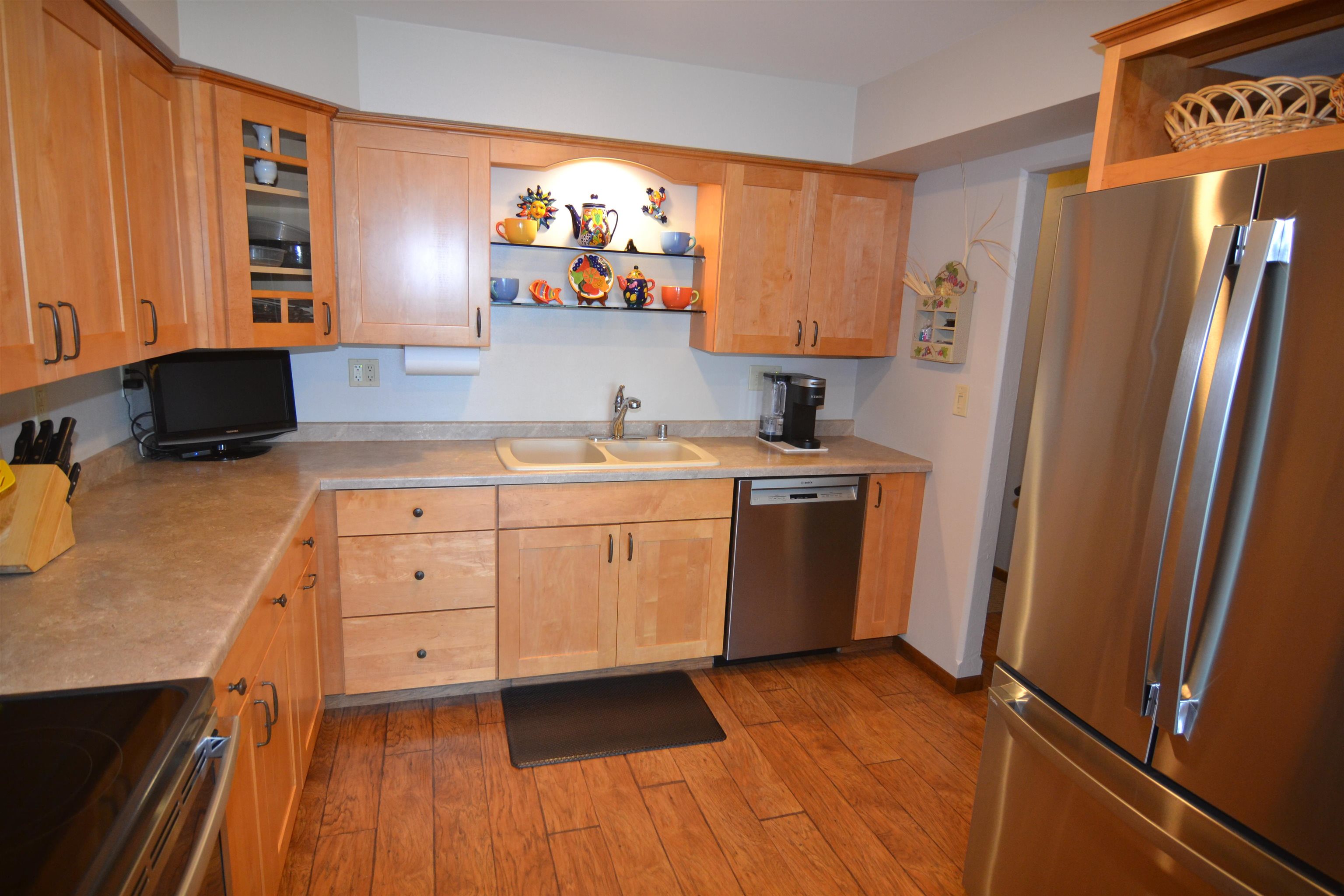 2205 RIDGE VIEW DRIVE, Wausau, Wisconsin 54401, 4 Bedrooms Bedrooms, ,3 BathroomsBathrooms,Residential,For Sale,2205 RIDGE VIEW DRIVE,22602639