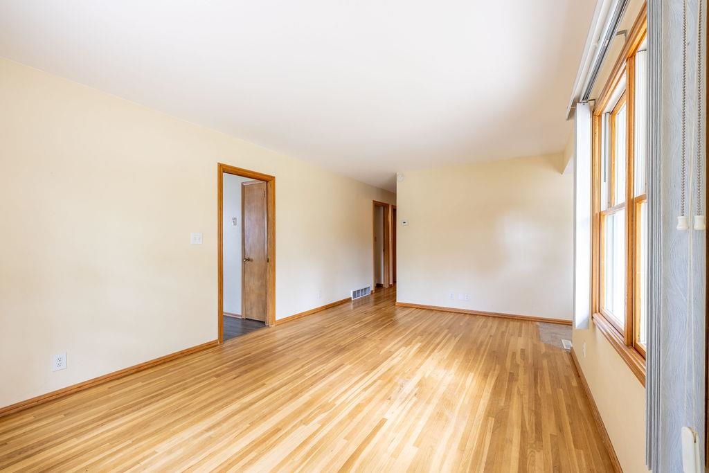 344 W BUEHLER AVENUE, Nekoosa, Wisconsin 54457, 3 Bedrooms Bedrooms, ,2 BathroomsBathrooms,Residential,For Sale,344 W BUEHLER AVENUE,22602645