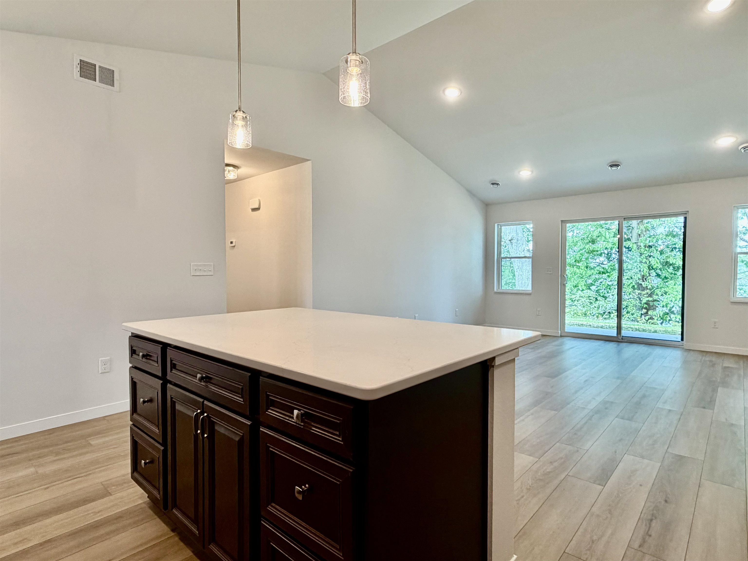 1400 PARK DRIVE, Schofield, Wisconsin 54476, 3 Bedrooms Bedrooms, 6 Rooms Rooms,2 BathroomsBathrooms,Residential,For Sale,1400 PARK DRIVE,22602647