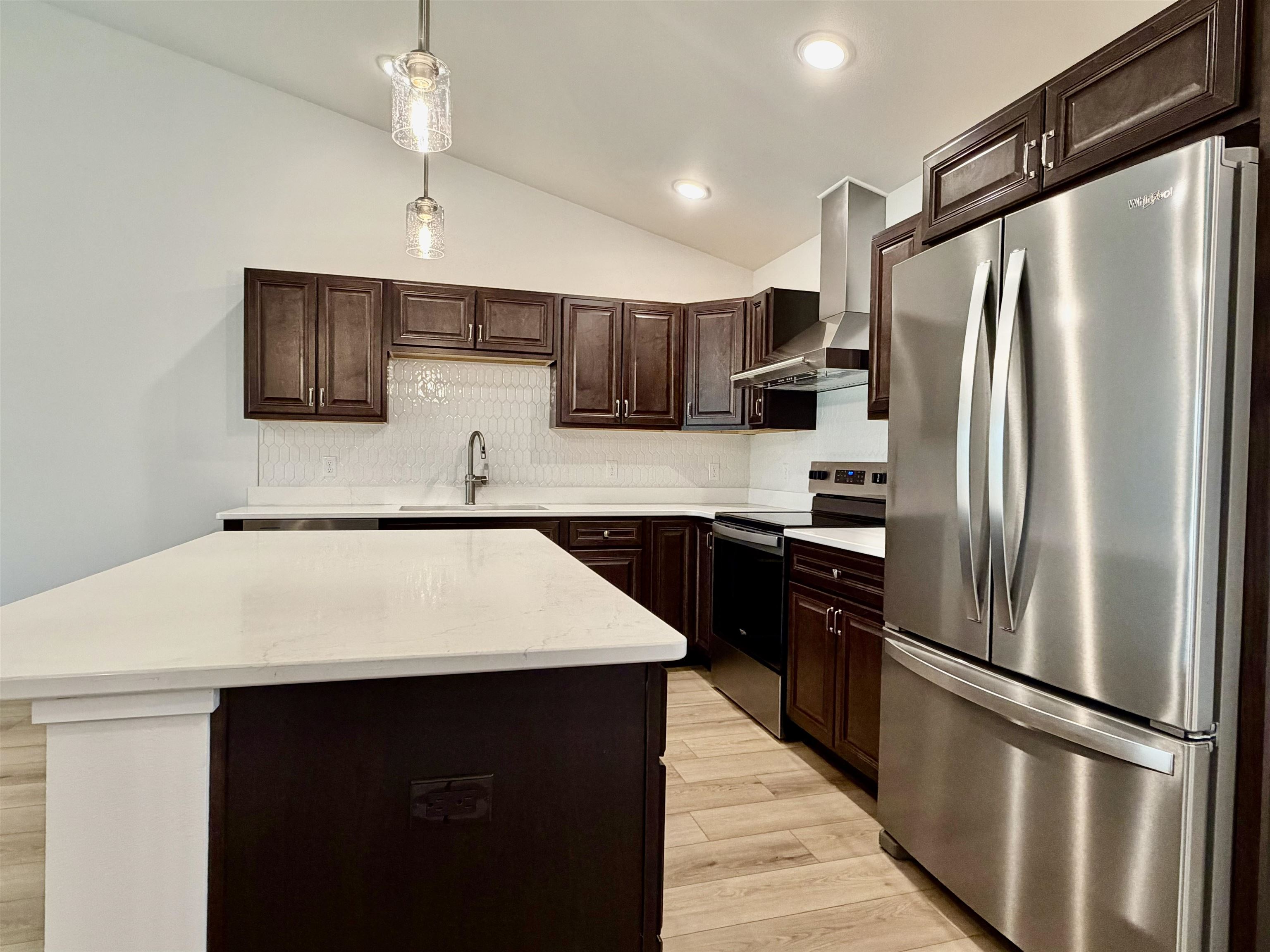 1400 PARK DRIVE, Schofield, Wisconsin 54476, 3 Bedrooms Bedrooms, 6 Rooms Rooms,2 BathroomsBathrooms,Residential,For Sale,1400 PARK DRIVE,22602647