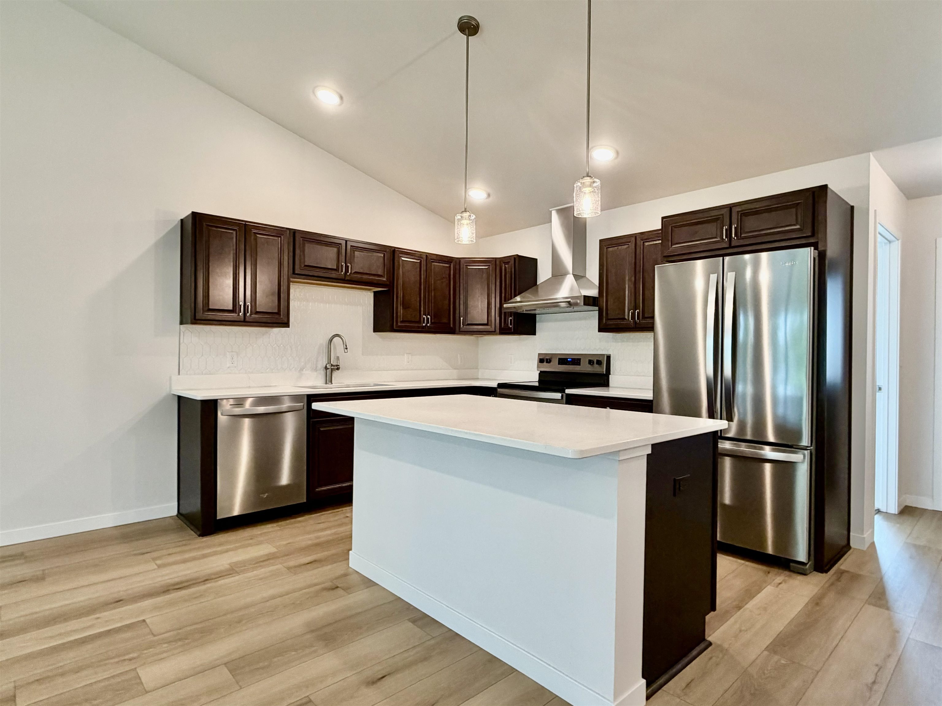 1400 PARK DRIVE, Schofield, Wisconsin 54476, 3 Bedrooms Bedrooms, 6 Rooms Rooms,2 BathroomsBathrooms,Residential,For Sale,1400 PARK DRIVE,22602647