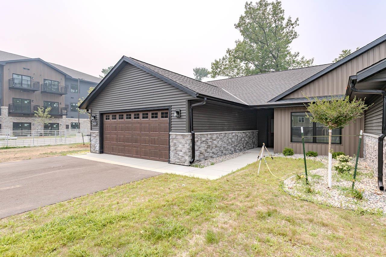 1400 PARK DRIVE, Schofield, Wisconsin 54476, 3 Bedrooms Bedrooms, 6 Rooms Rooms,2 BathroomsBathrooms,Residential,For Sale,1400 PARK DRIVE,22602647