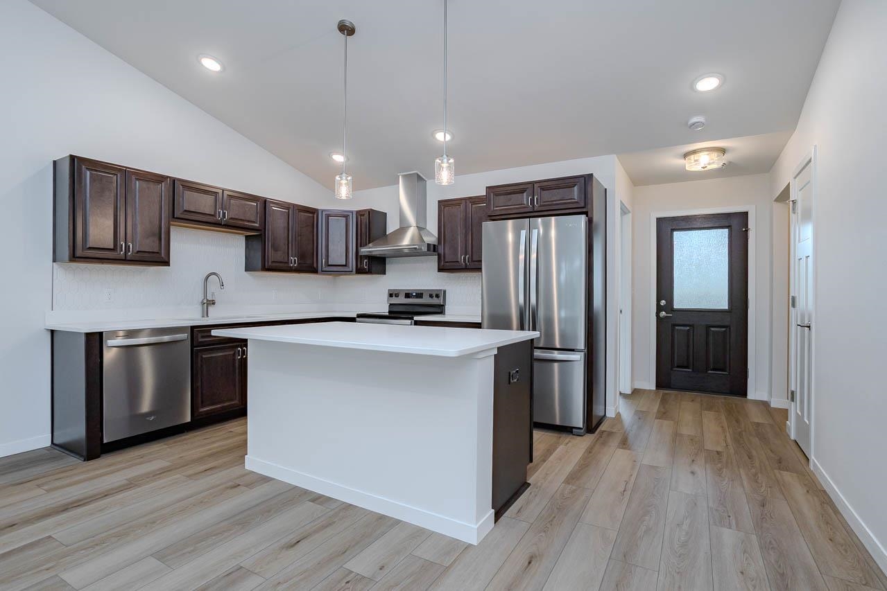 1400 PARK DRIVE, Schofield, Wisconsin 54476, 3 Bedrooms Bedrooms, 6 Rooms Rooms,2 BathroomsBathrooms,Residential,For Sale,1400 PARK DRIVE,22602647