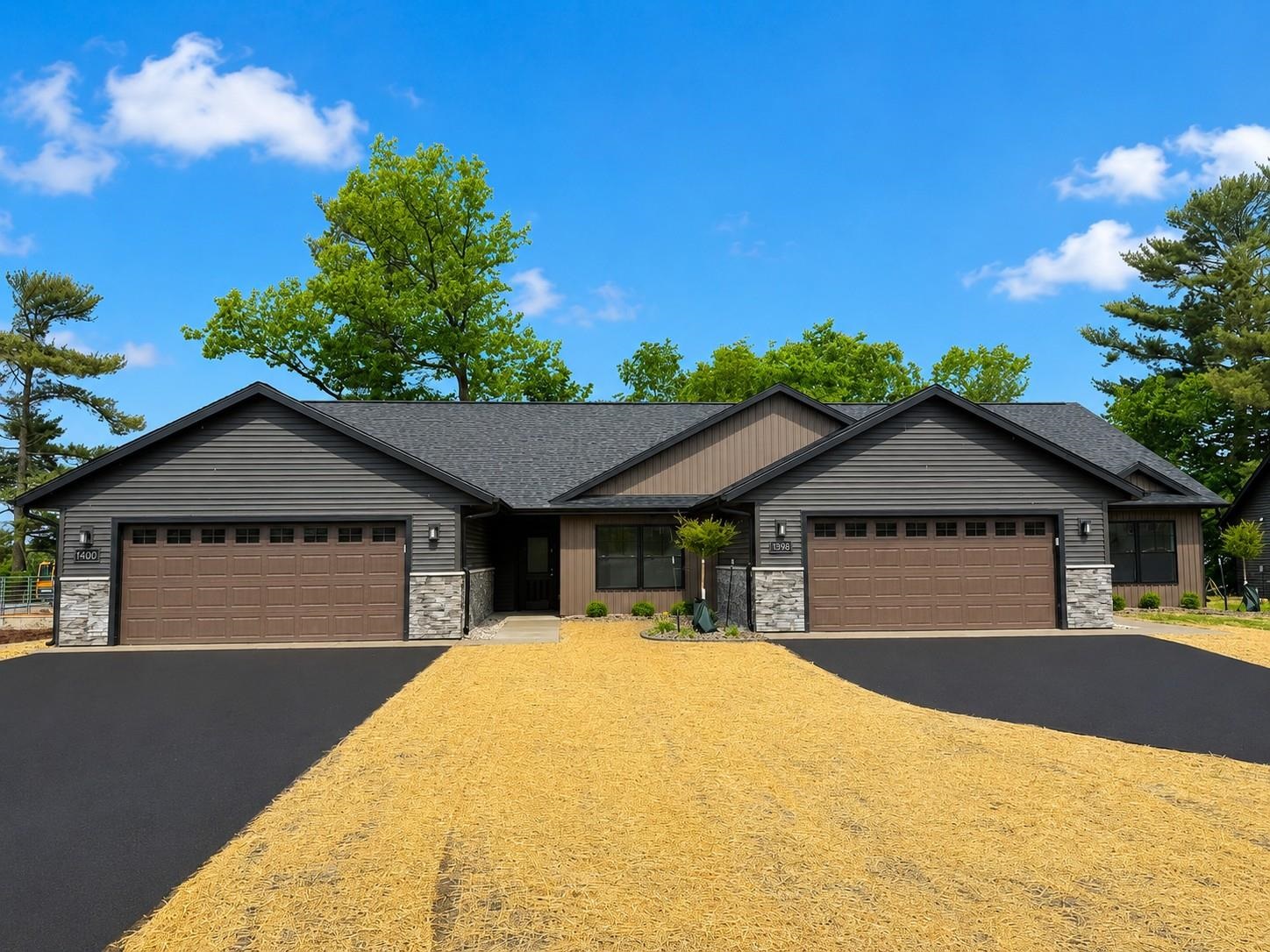 1398 PARK DRIVE, Schofield, Wisconsin 54476, 3 Bedrooms Bedrooms, 6 Rooms Rooms,2 BathroomsBathrooms,Residential,For Sale,1398 PARK DRIVE,22602648