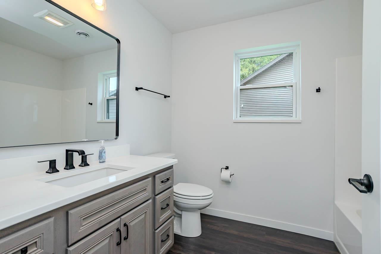 1398 PARK DRIVE, Schofield, Wisconsin 54476, 3 Bedrooms Bedrooms, 6 Rooms Rooms,2 BathroomsBathrooms,Residential,For Sale,1398 PARK DRIVE,22602648