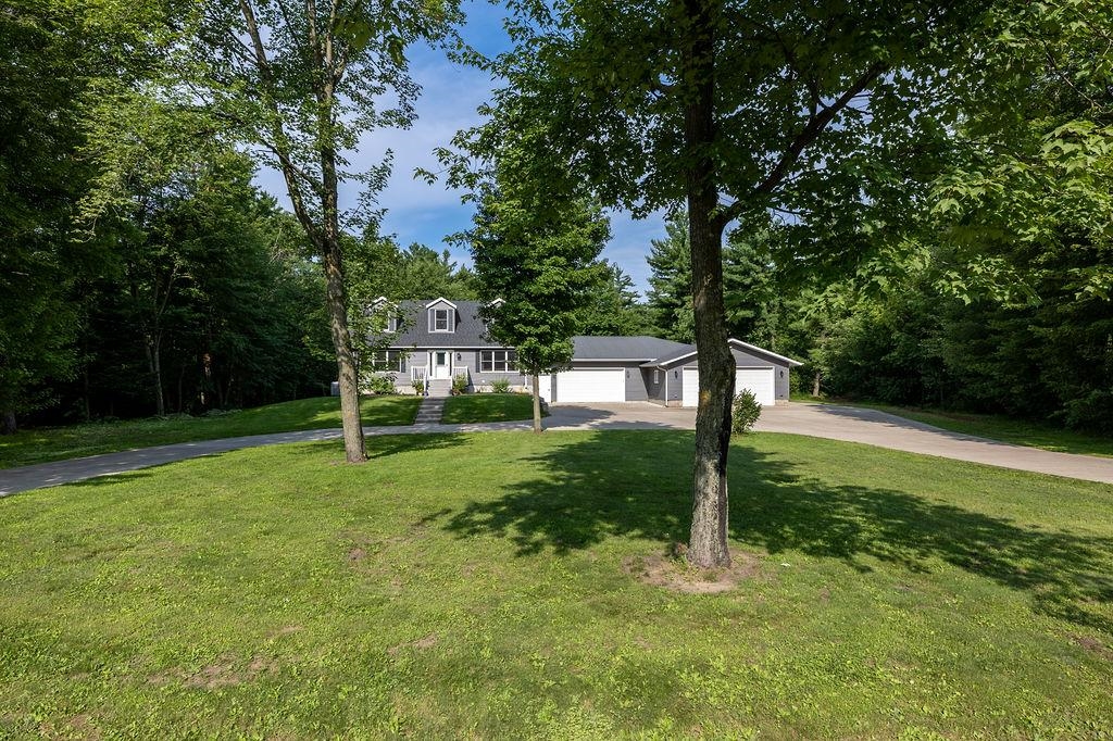 1331 48TH STREET NORTH, Wisconsin Rapids, Wisconsin 54494, 3 Bedrooms Bedrooms, ,3 BathroomsBathrooms,Residential,For Sale,1331 48TH STREET NORTH,22602660