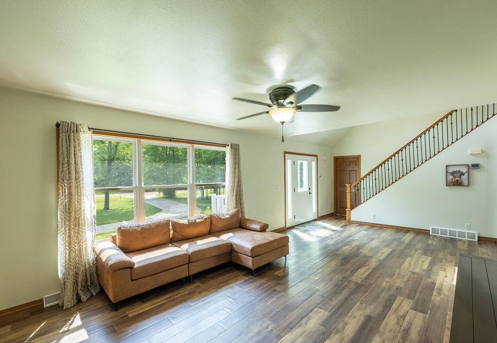 1331 48TH STREET NORTH, Wisconsin Rapids, Wisconsin 54494, 3 Bedrooms Bedrooms, ,3 BathroomsBathrooms,Residential,For Sale,1331 48TH STREET NORTH,22602660