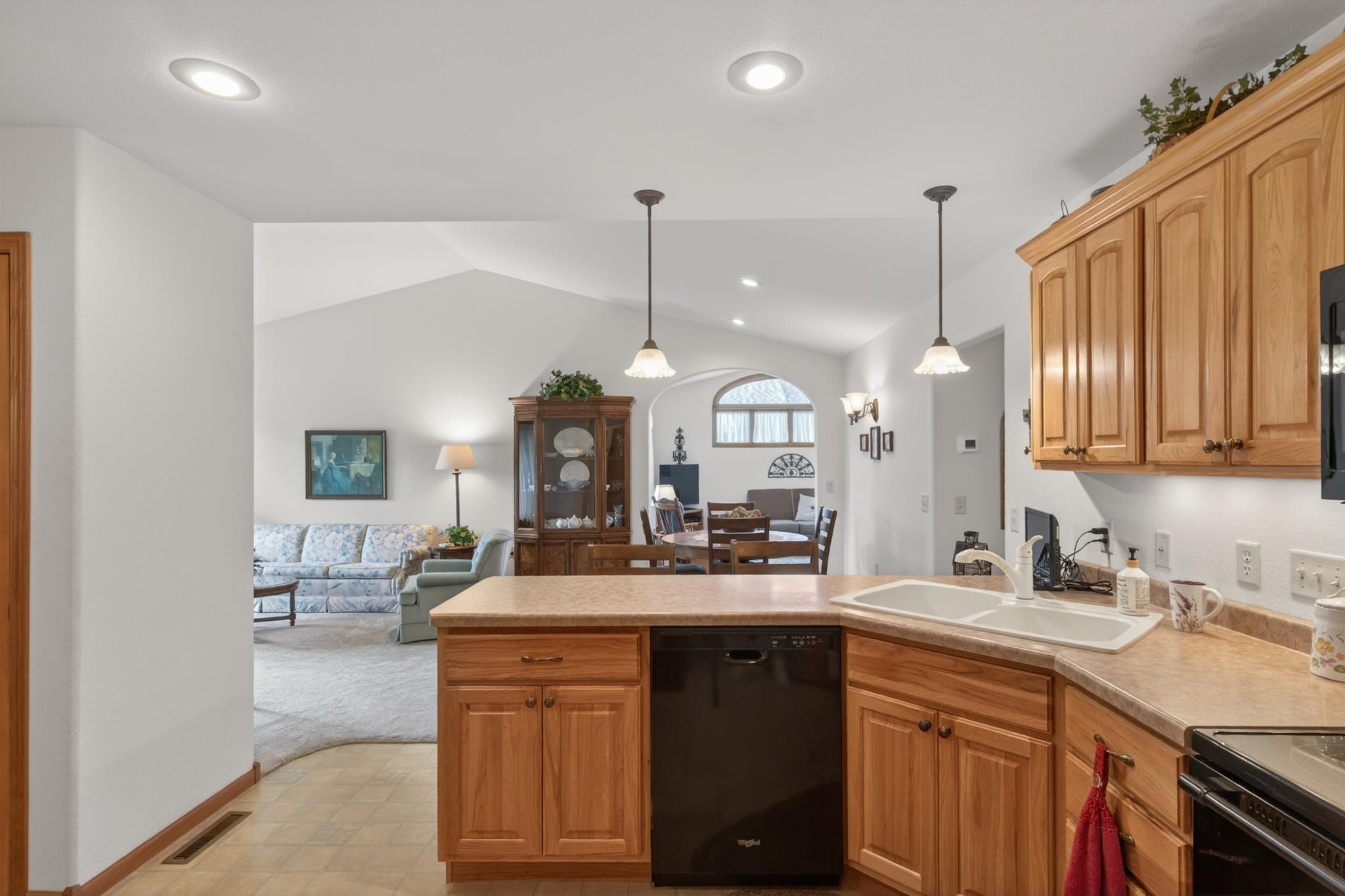 4121 15th Place South, Wisconsin Rapids, Wisconsin 54494, 3 Bedrooms Bedrooms, ,2 BathroomsBathrooms,Residential,For Sale,4121 15th Place South,22602661
