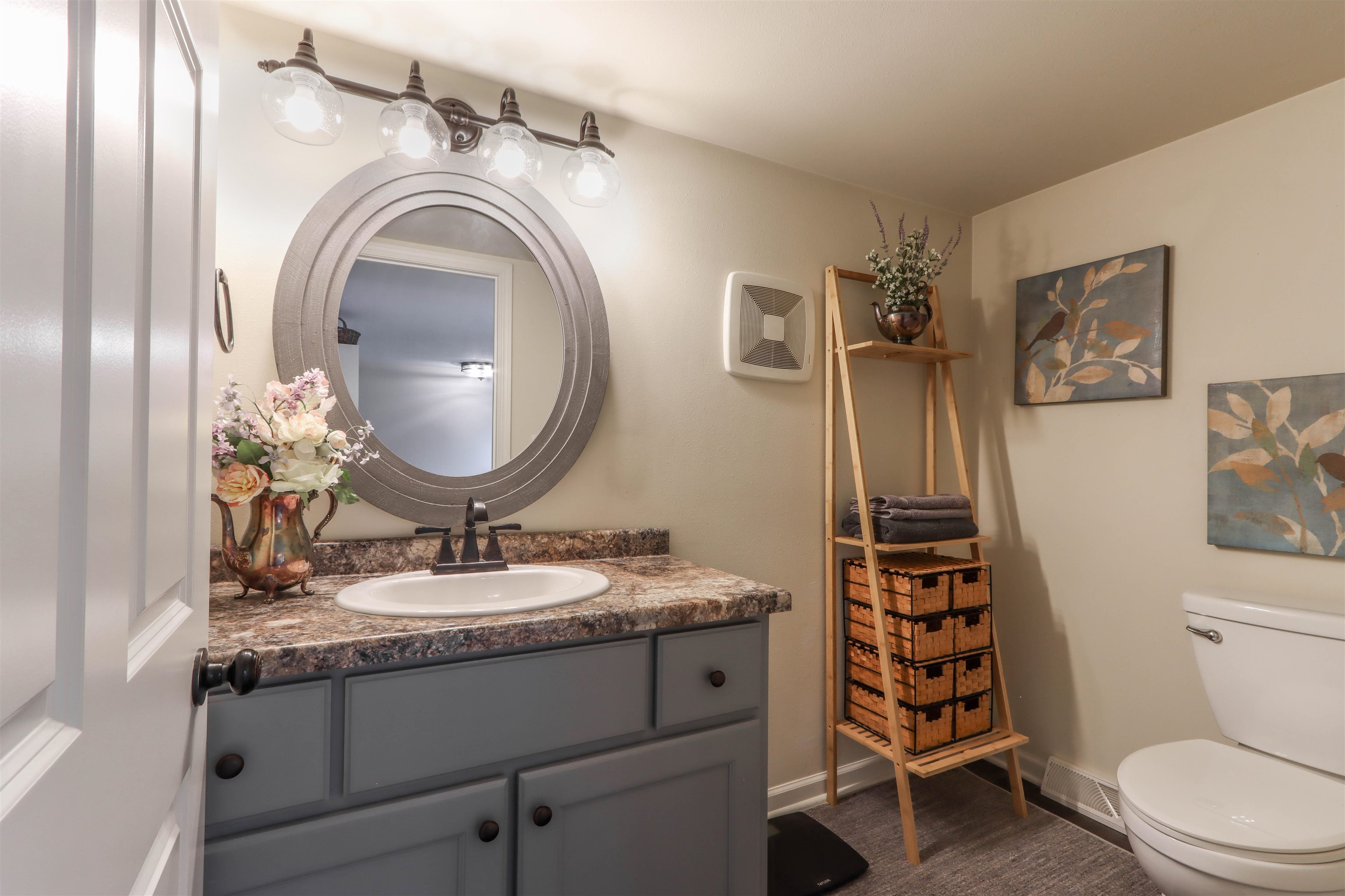 807 NINA AVENUE, Wausau, Wisconsin 54403, 3 Bedrooms Bedrooms, ,1 BathroomBathrooms,Residential,For Sale,807 NINA AVENUE,22602662