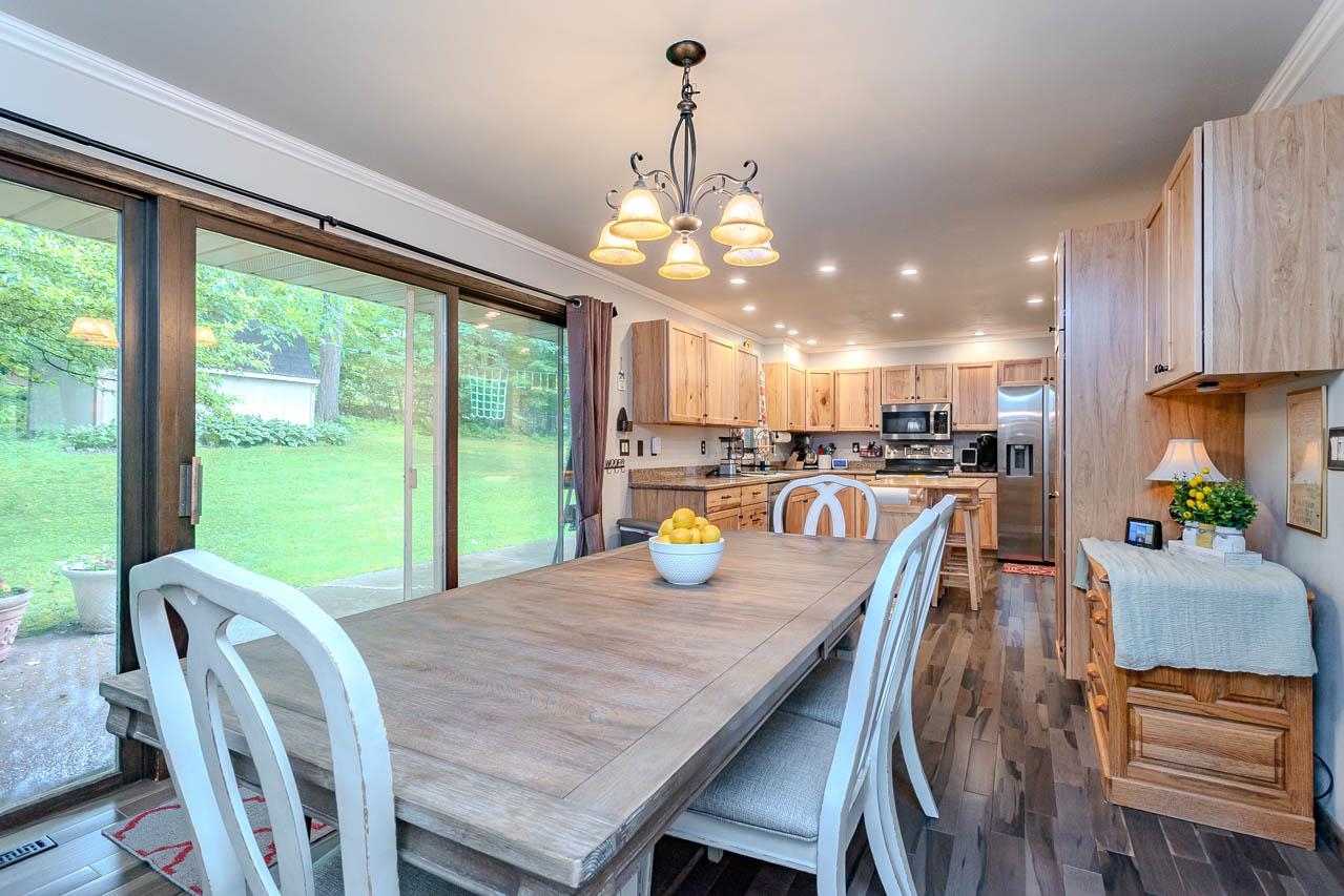 4009 HENRY STREET, Wausau, Wisconsin 54403, 3 Bedrooms Bedrooms, ,3 BathroomsBathrooms,Residential,For Sale,4009 HENRY STREET,22602665