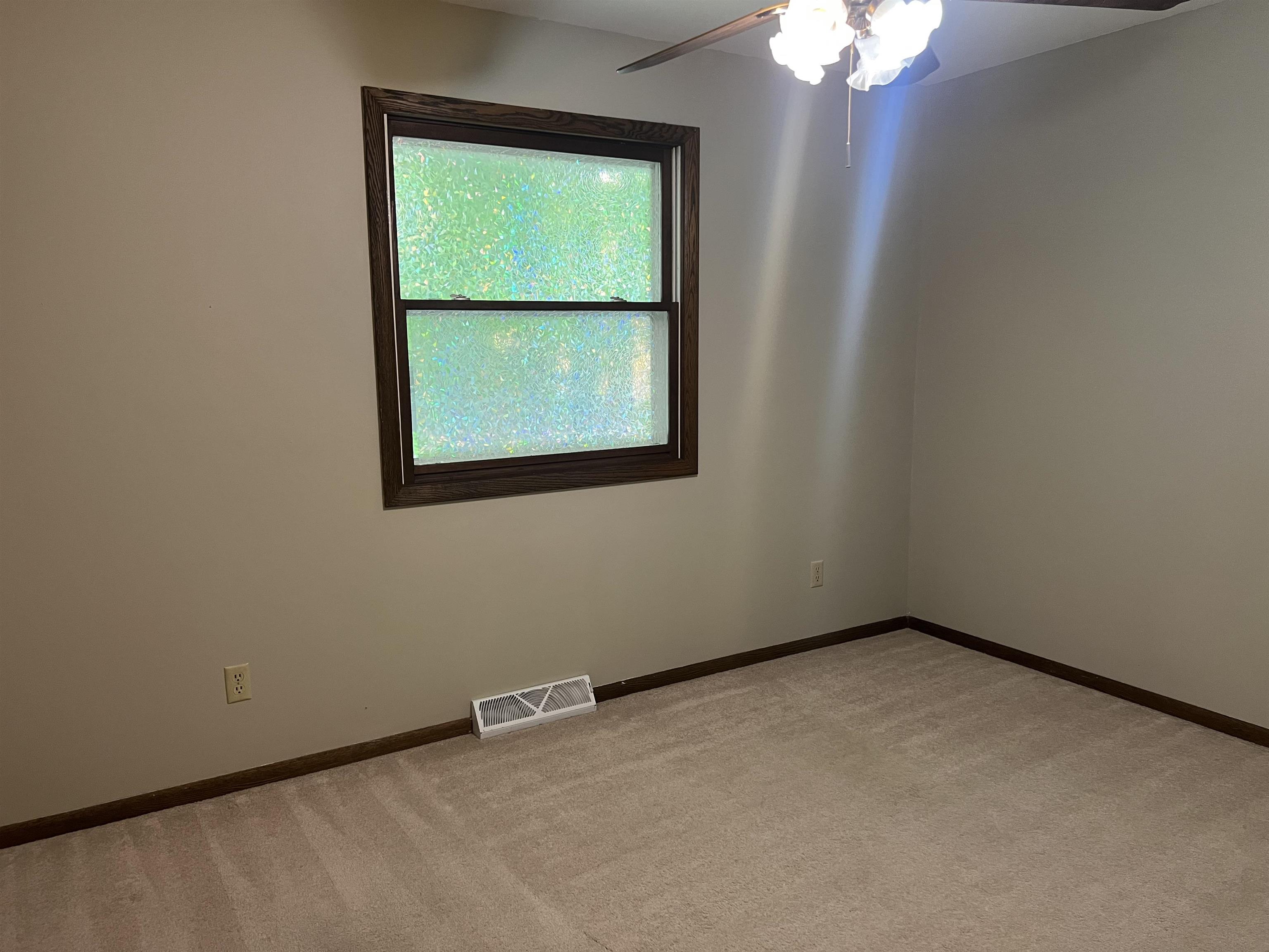 7112 SYLVAN STREET, Schofield, Wisconsin 54476, 4 Bedrooms Bedrooms, ,2 BathroomsBathrooms,Residential,For Sale,7112 SYLVAN STREET,22602666
