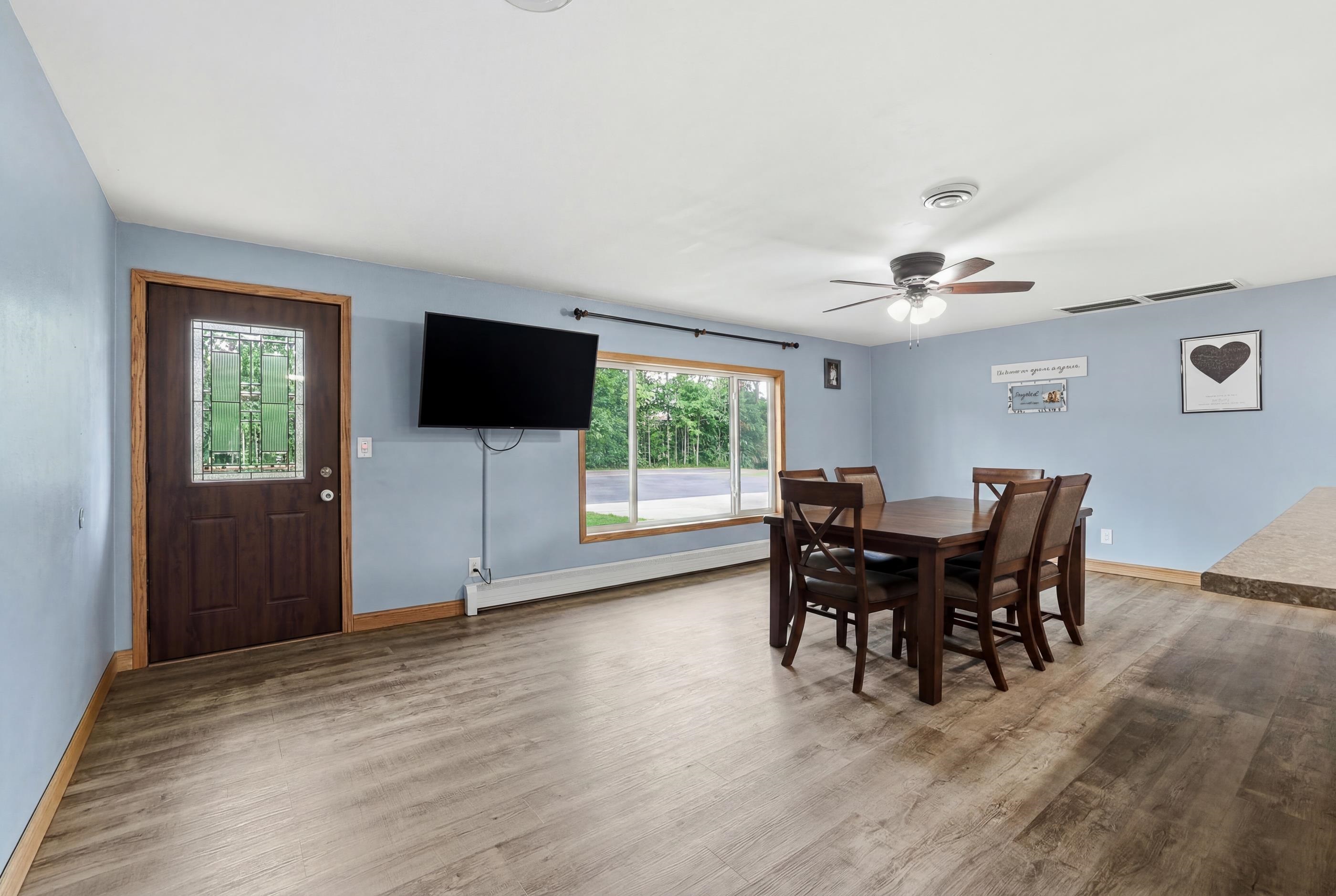 1917 COUNTRY CLUB DRIVE, Stevens Point, Wisconsin 54481, 4 Bedrooms Bedrooms, ,2 BathroomsBathrooms,Residential,For Sale,1917 COUNTRY CLUB DRIVE,22602667