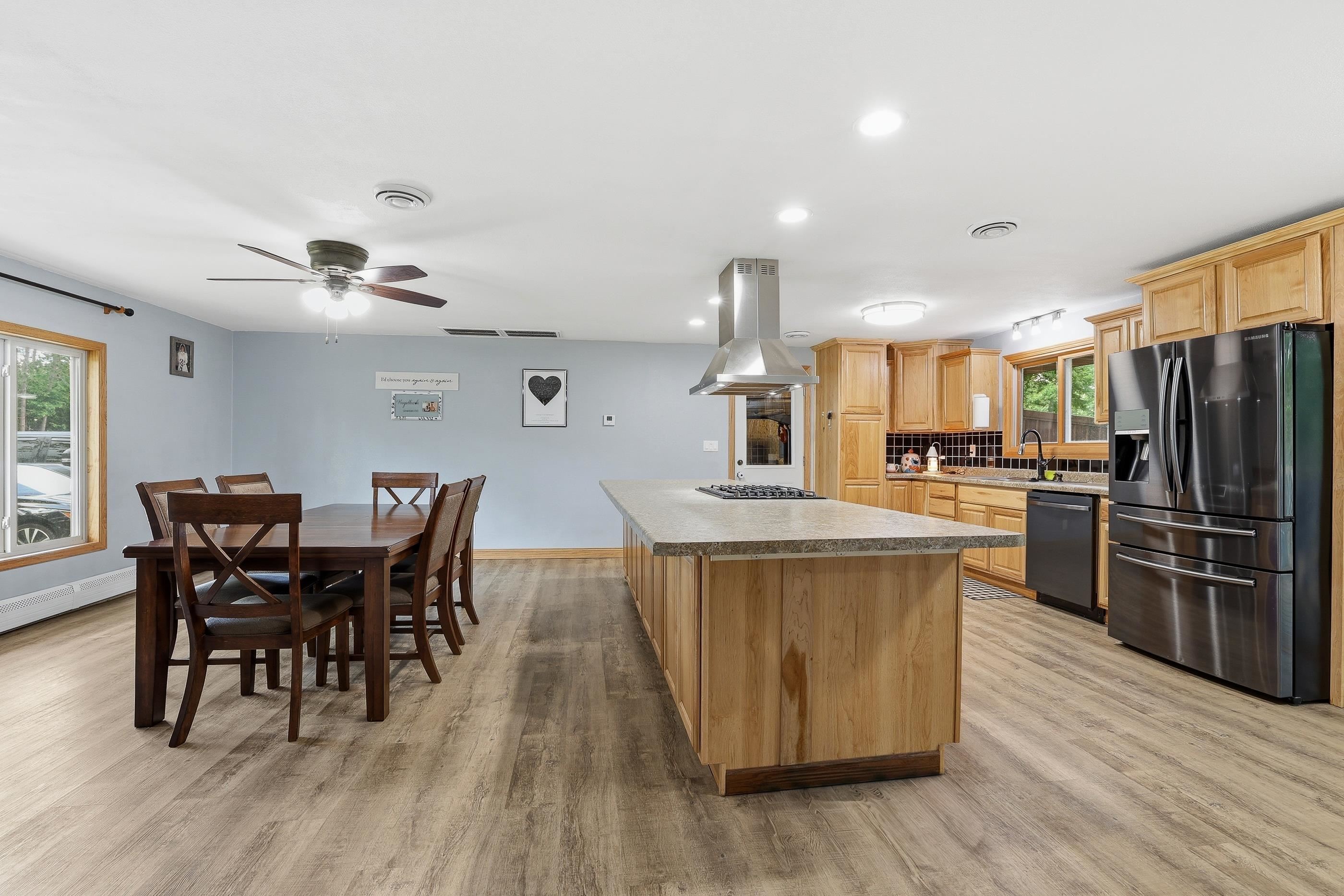1917 COUNTRY CLUB DRIVE, Stevens Point, Wisconsin 54481, 4 Bedrooms Bedrooms, ,2 BathroomsBathrooms,Residential,For Sale,1917 COUNTRY CLUB DRIVE,22602667