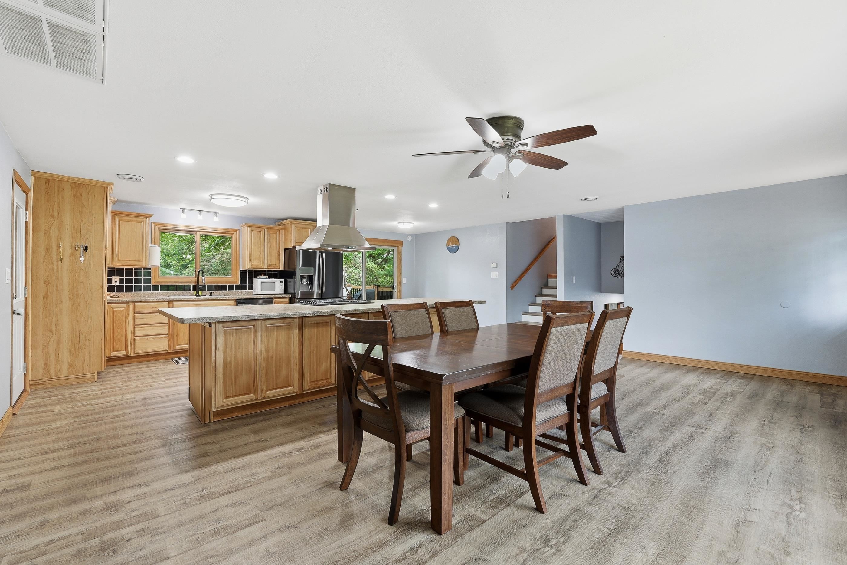 1917 COUNTRY CLUB DRIVE, Stevens Point, Wisconsin 54481, 4 Bedrooms Bedrooms, ,2 BathroomsBathrooms,Residential,For Sale,1917 COUNTRY CLUB DRIVE,22602667