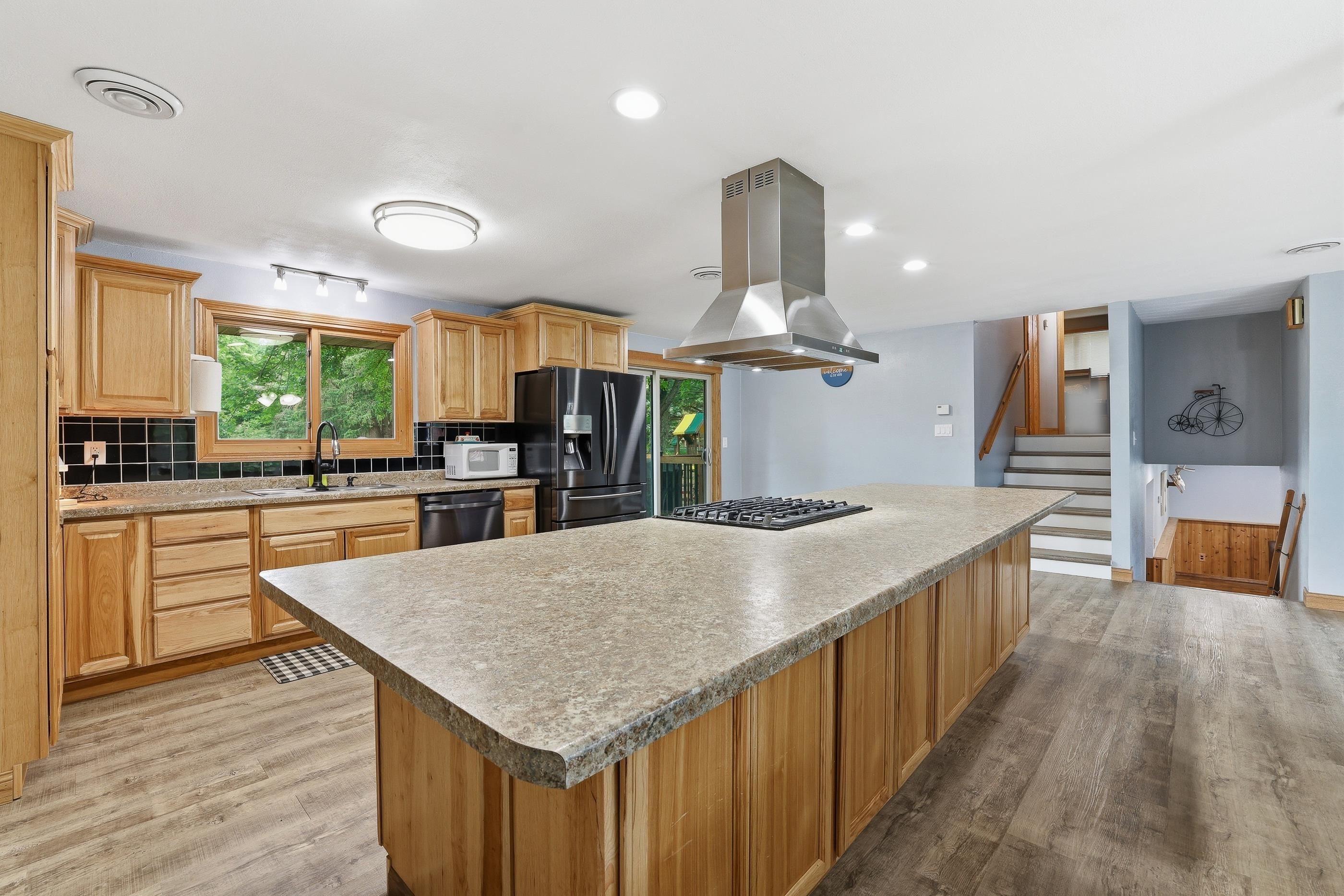 1917 COUNTRY CLUB DRIVE, Stevens Point, Wisconsin 54481, 4 Bedrooms Bedrooms, ,2 BathroomsBathrooms,Residential,For Sale,1917 COUNTRY CLUB DRIVE,22602667