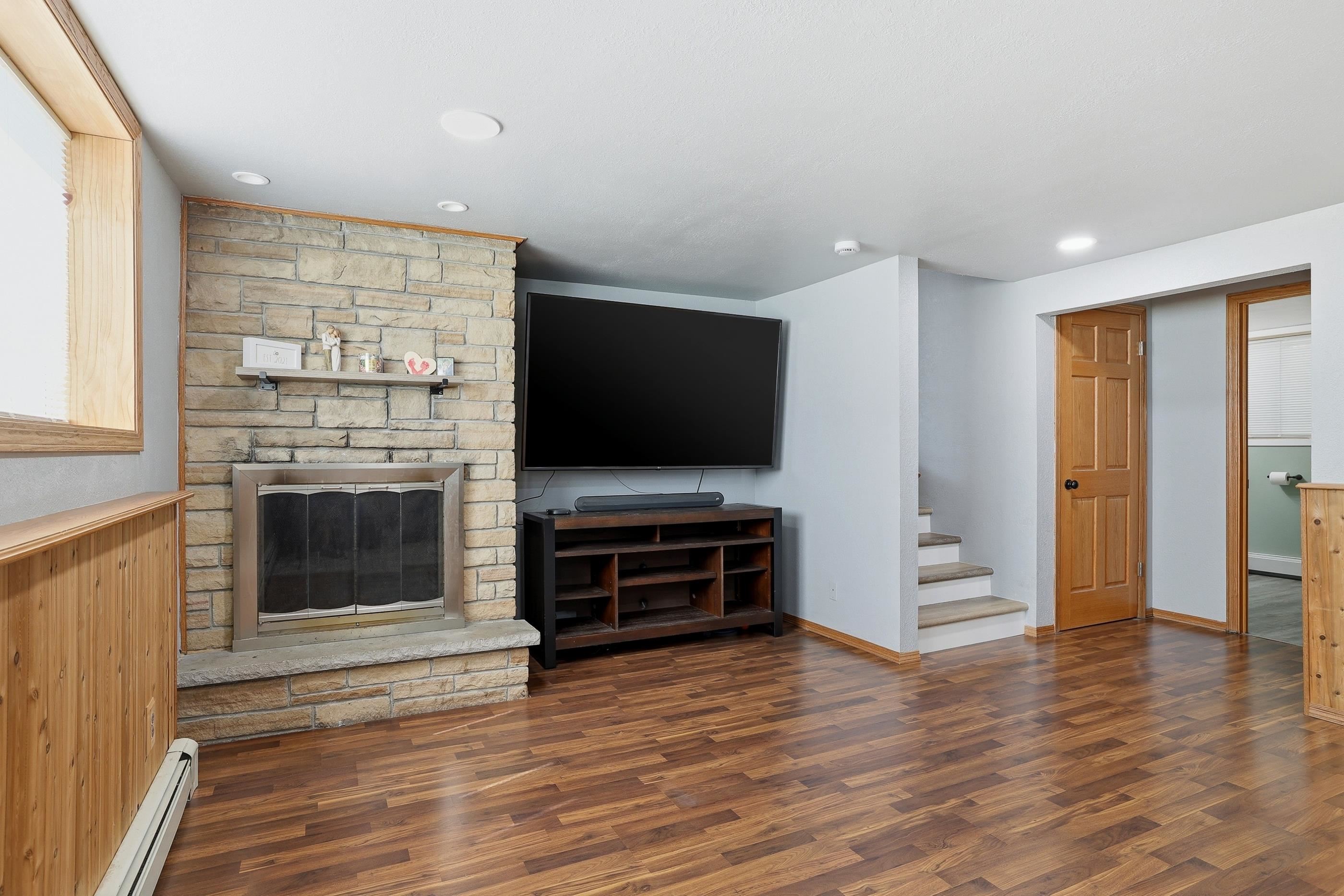 1917 COUNTRY CLUB DRIVE, Stevens Point, Wisconsin 54481, 4 Bedrooms Bedrooms, ,2 BathroomsBathrooms,Residential,For Sale,1917 COUNTRY CLUB DRIVE,22602667