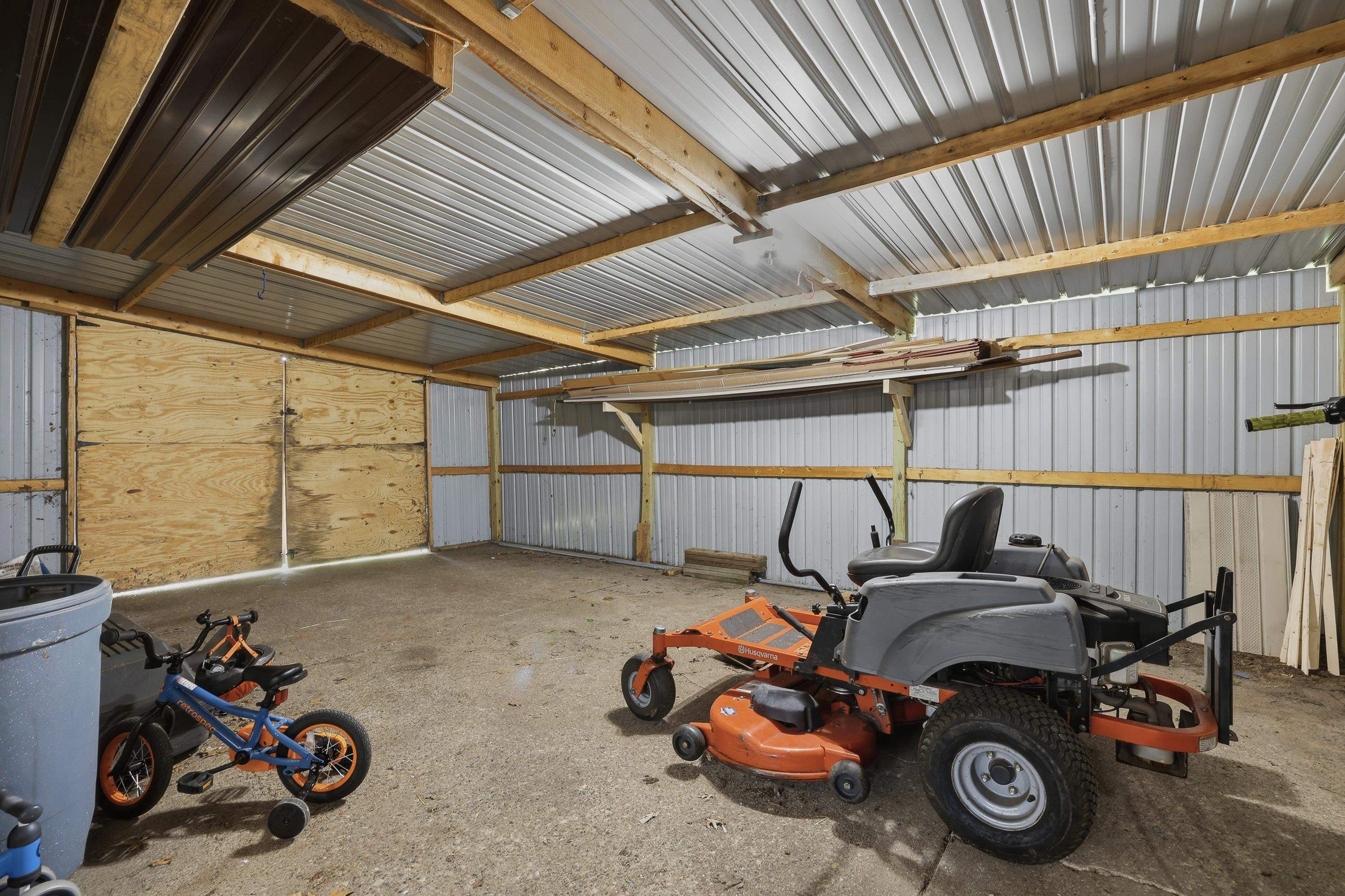 1917 COUNTRY CLUB DRIVE, Stevens Point, Wisconsin 54481, 4 Bedrooms Bedrooms, ,2 BathroomsBathrooms,Residential,For Sale,1917 COUNTRY CLUB DRIVE,22602667