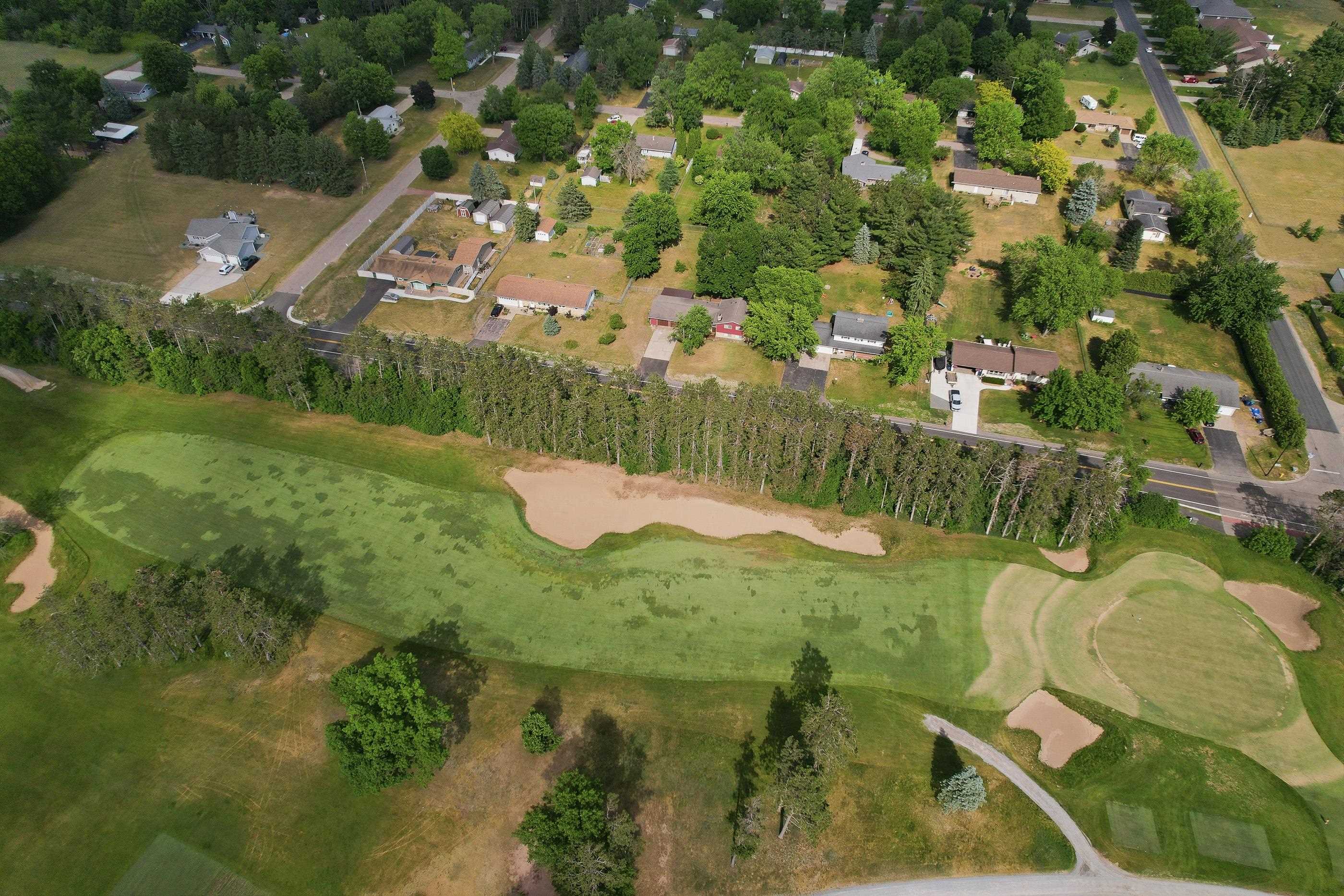1917 COUNTRY CLUB DRIVE, Stevens Point, Wisconsin 54481, 4 Bedrooms Bedrooms, ,2 BathroomsBathrooms,Residential,For Sale,1917 COUNTRY CLUB DRIVE,22602667