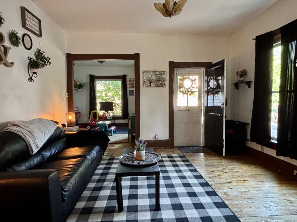 606 N 6TH STREET, Wausau, Wisconsin 54403, 4 Bedrooms Bedrooms, ,1 BathroomBathrooms,Residential,For Sale,606 N 6TH STREET,22602669