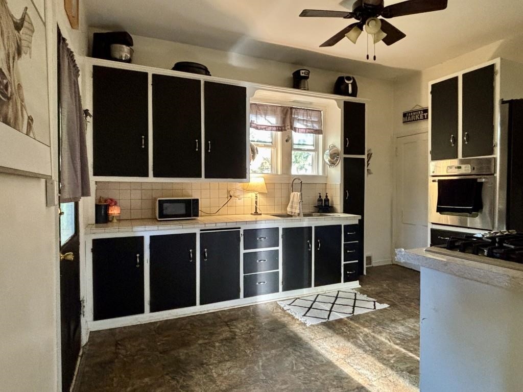 606 N 6TH STREET, Wausau, Wisconsin 54403, 4 Bedrooms Bedrooms, ,1 BathroomBathrooms,Residential,For Sale,606 N 6TH STREET,22602669
