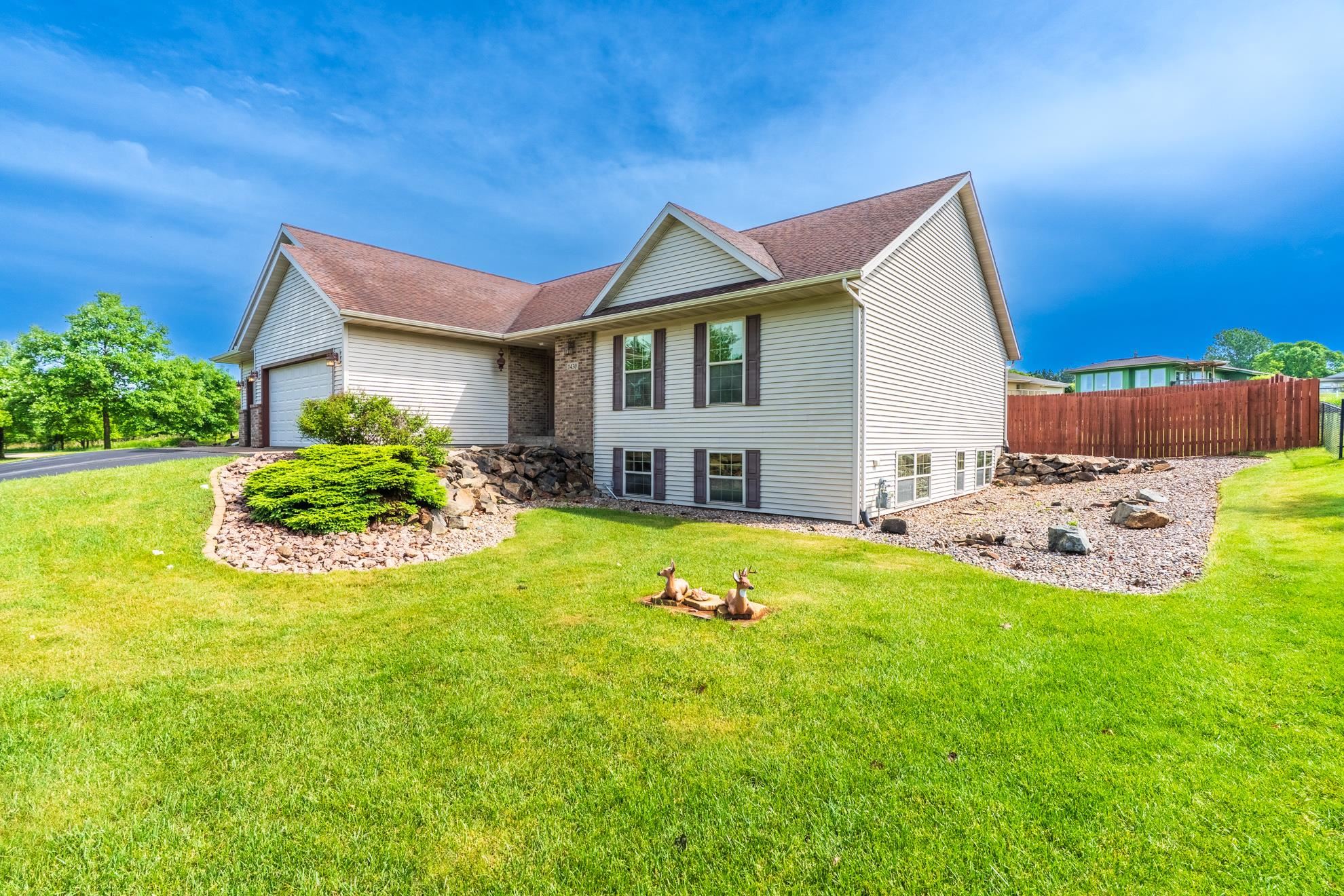 1430 SUMNER STREET, Wausau, Wisconsin 54403, 4 Bedrooms Bedrooms, ,3 BathroomsBathrooms,Residential,For Sale,1430 SUMNER STREET,22602680