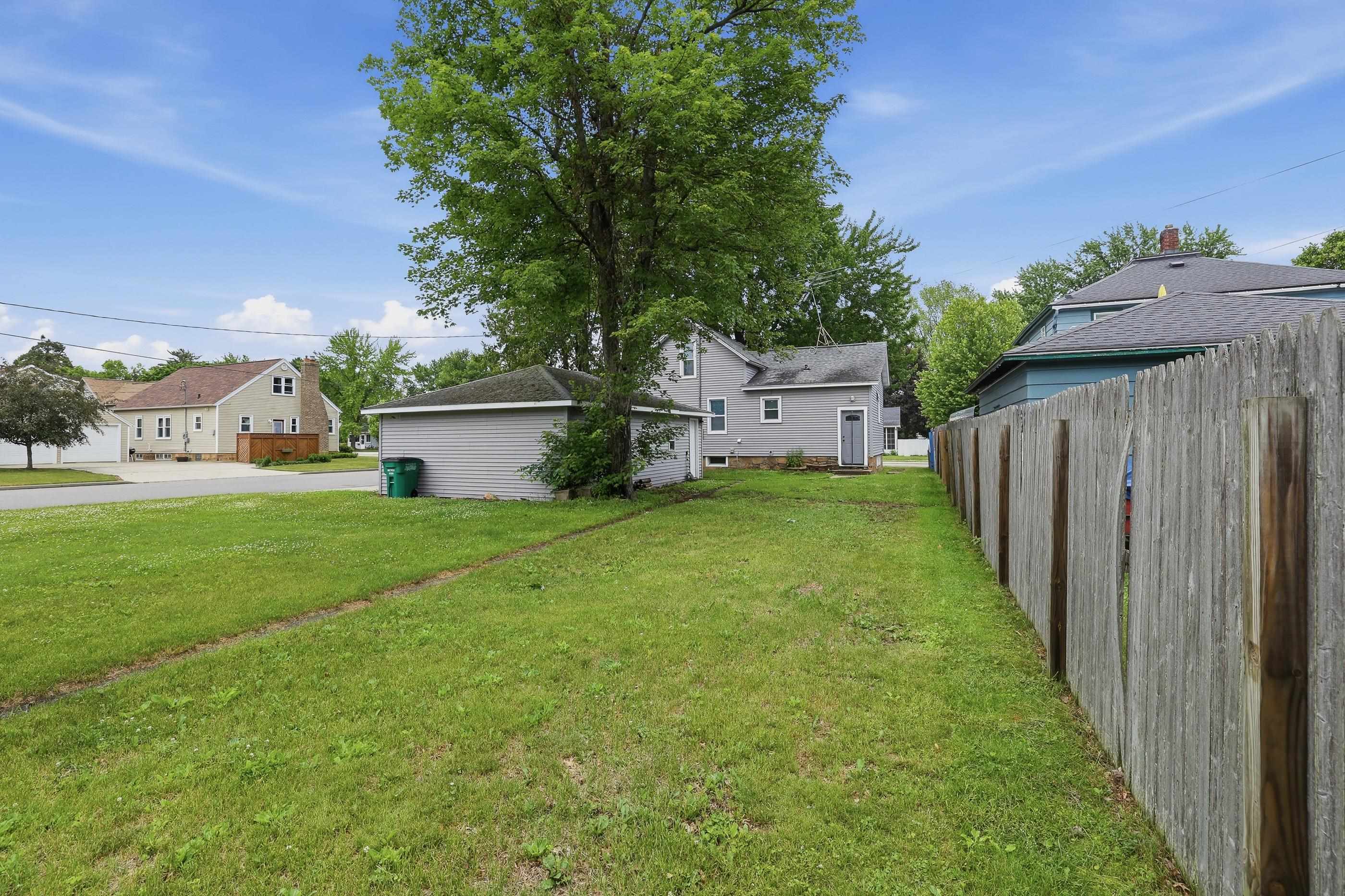 451 N 9TH AVENUE, Wisconsin Rapids, Wisconsin 54494, 3 Bedrooms Bedrooms, ,1 BathroomBathrooms,Residential,For Sale,451 N 9TH AVENUE,22602683