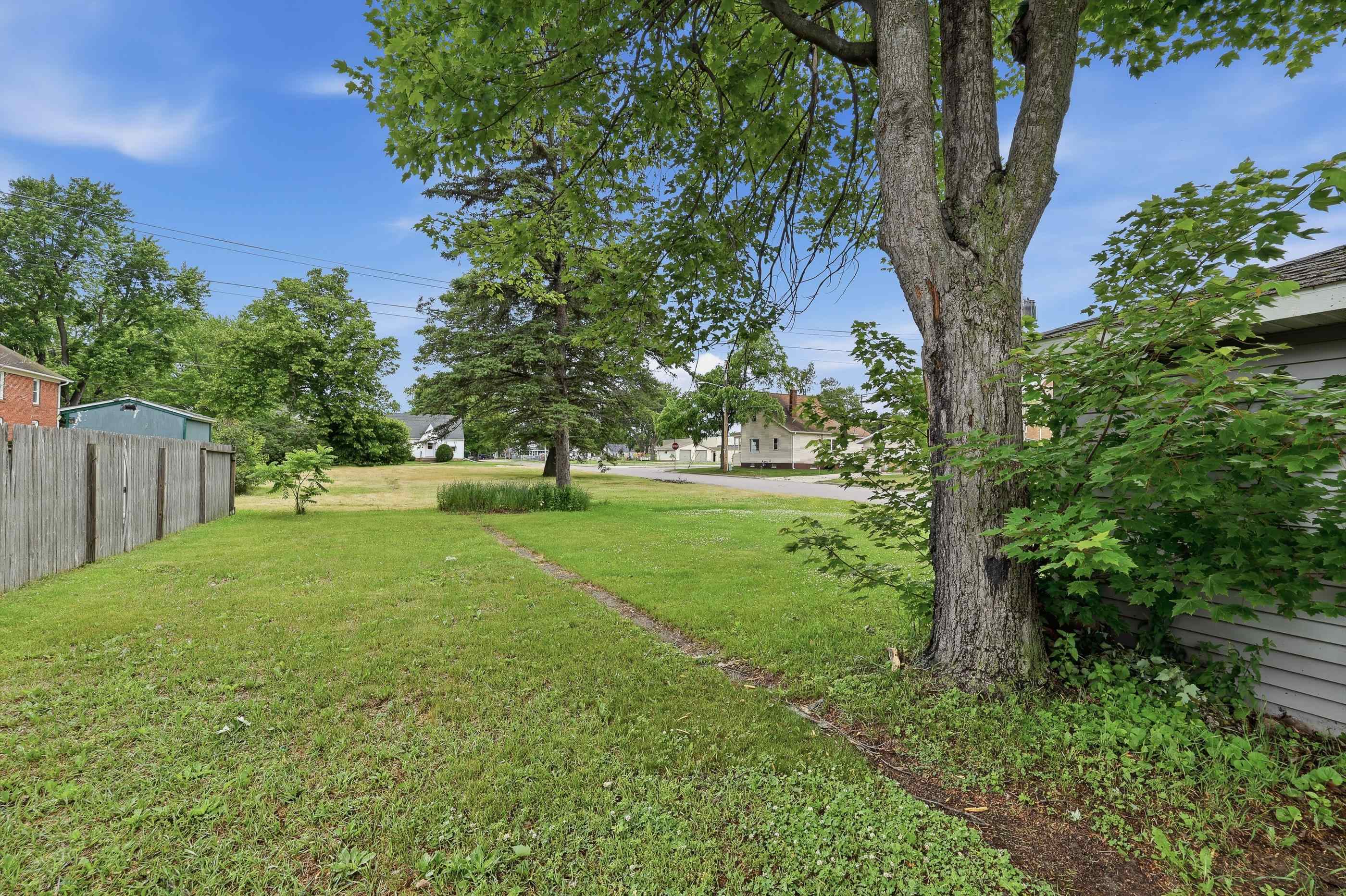 451 N 9TH AVENUE, Wisconsin Rapids, Wisconsin 54494, 3 Bedrooms Bedrooms, ,1 BathroomBathrooms,Residential,For Sale,451 N 9TH AVENUE,22602683
