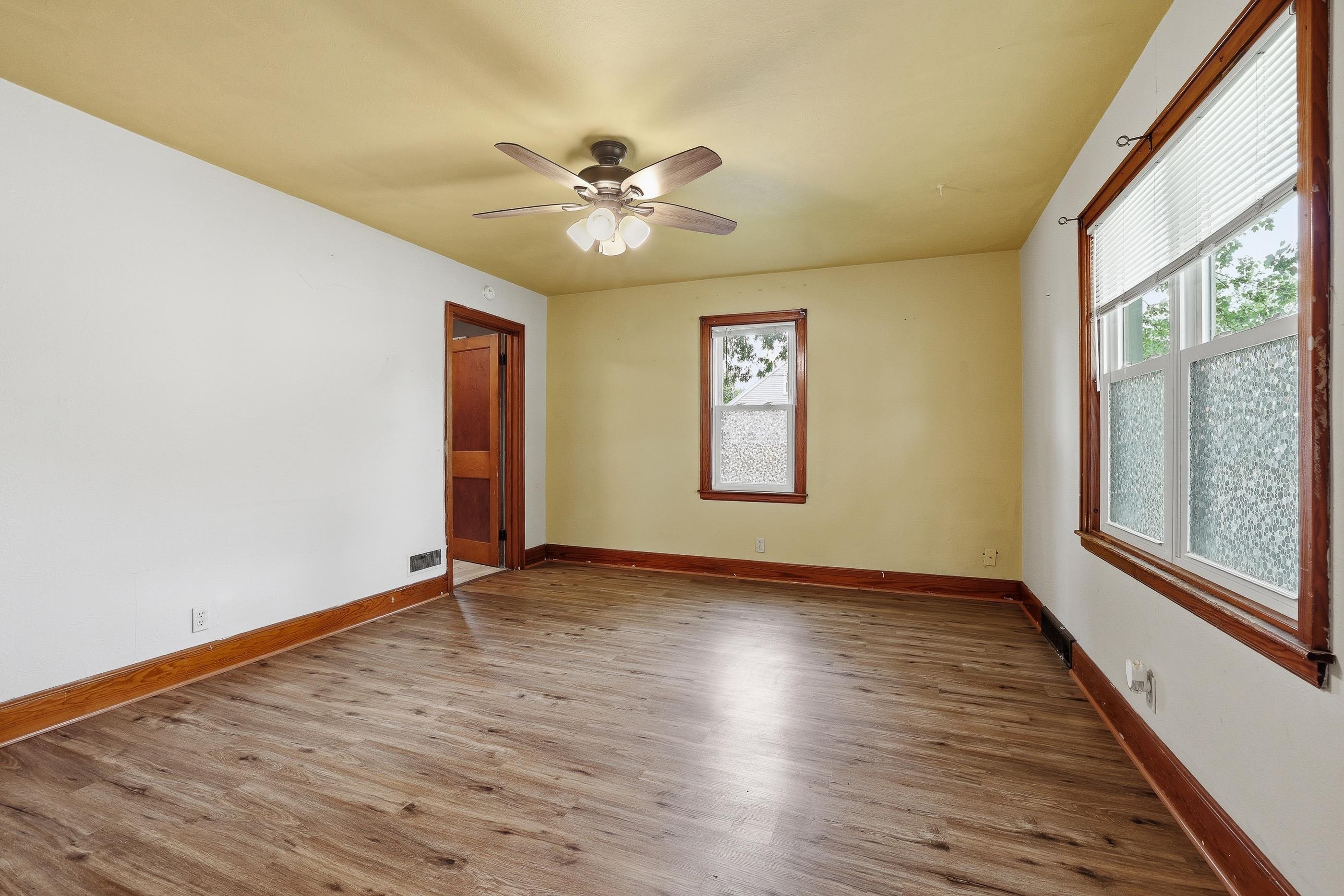 451 N 9TH AVENUE, Wisconsin Rapids, Wisconsin 54494, 3 Bedrooms Bedrooms, ,1 BathroomBathrooms,Residential,For Sale,451 N 9TH AVENUE,22602683