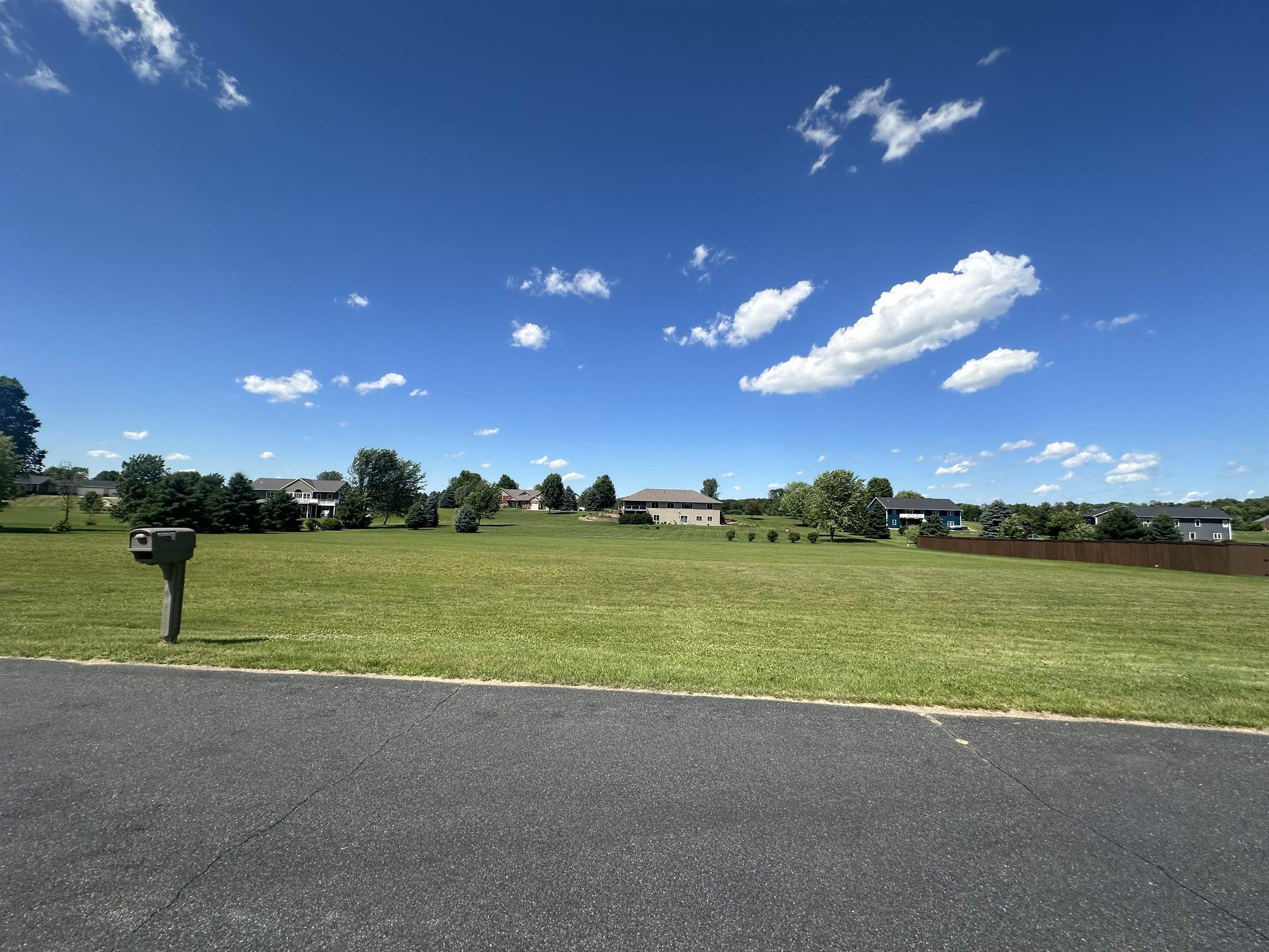 Lot 37 LARKSPUR LANE, TREMPEALEAU, Wisconsin 54661, ,Land,For Sale,Lot 37 LARKSPUR LANE,22602684