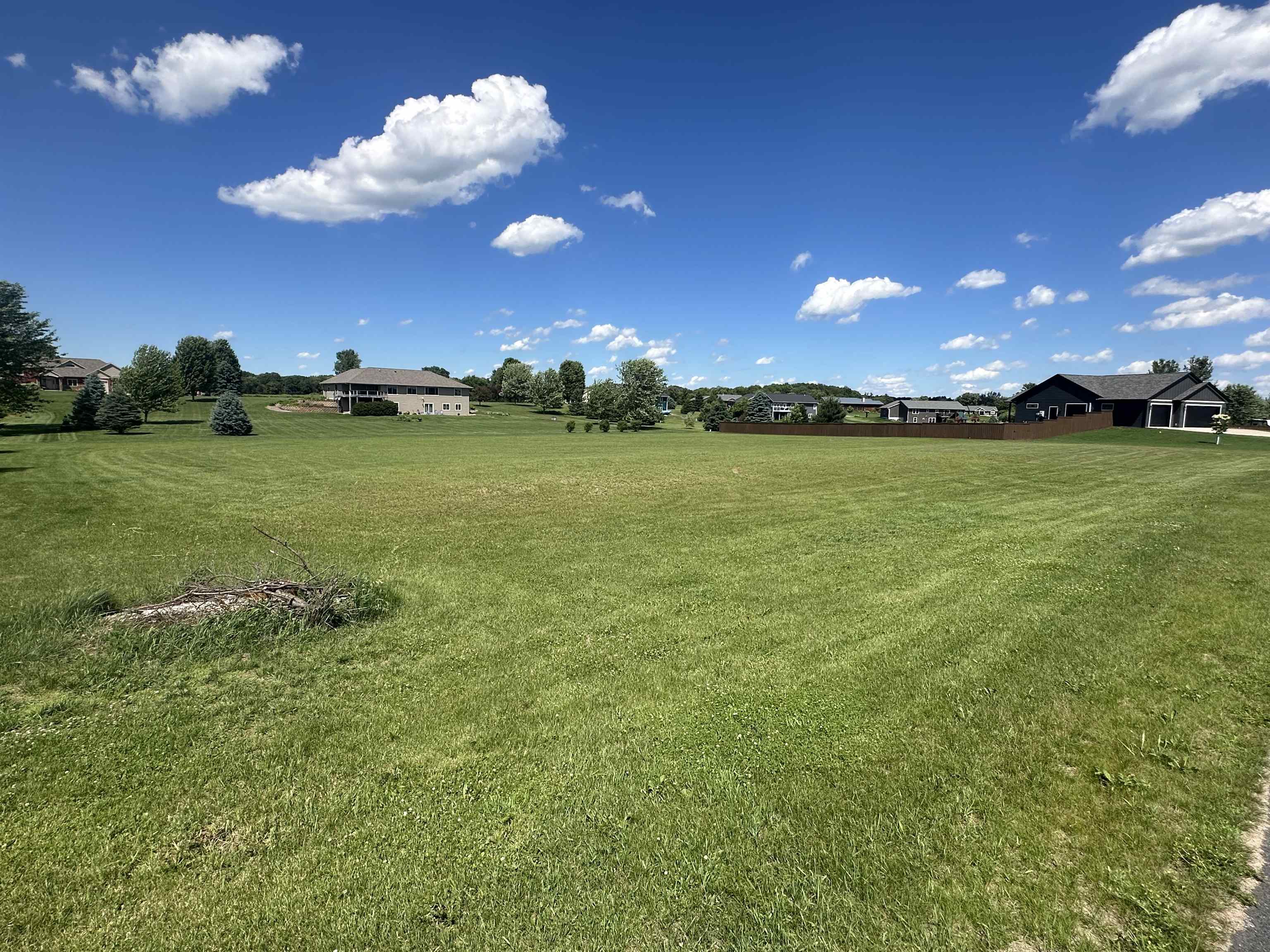 Lot 37 LARKSPUR LANE, TREMPEALEAU, Wisconsin 54661, ,Land,For Sale,Lot 37 LARKSPUR LANE,22602684