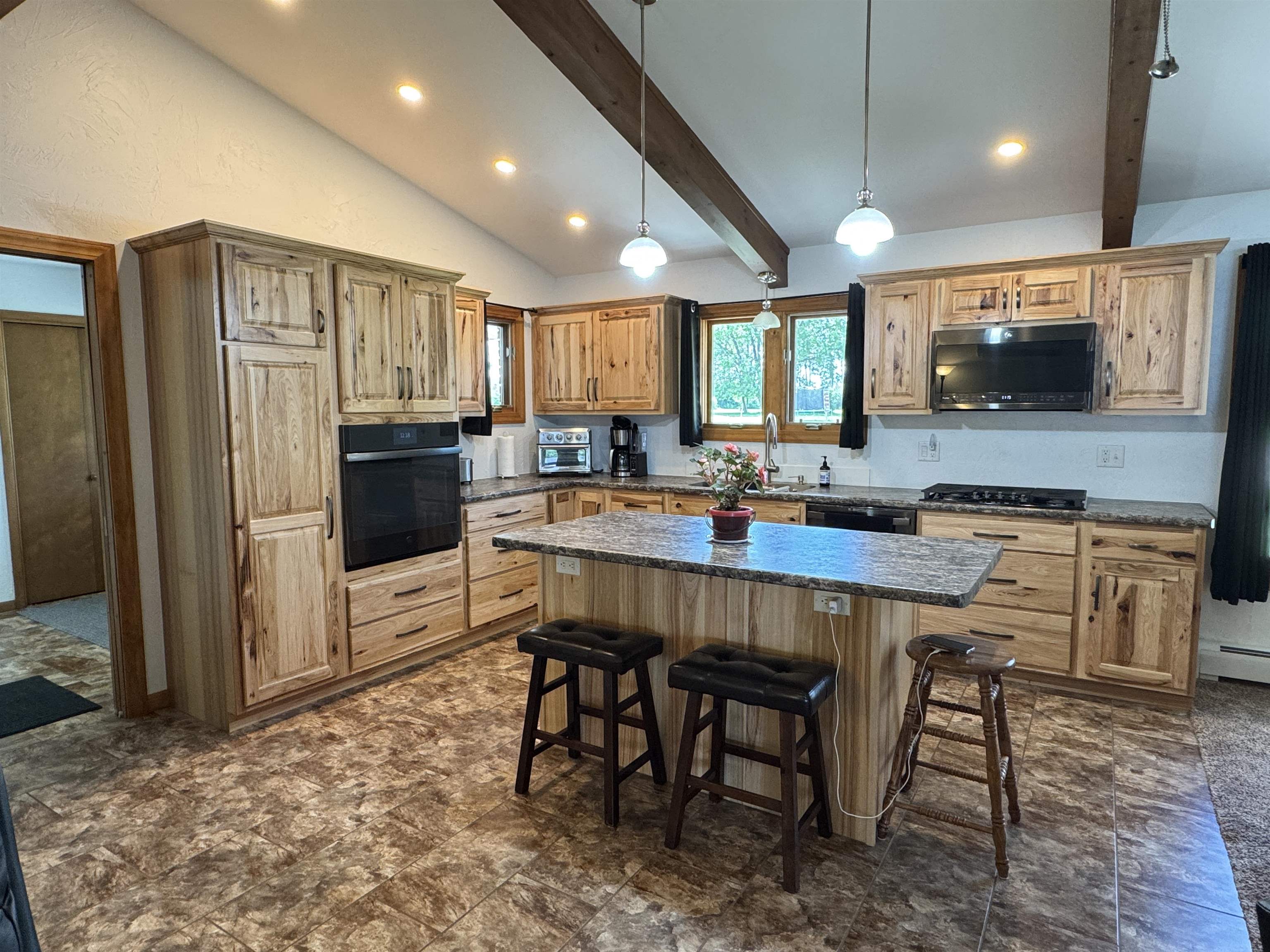 606 STATE HIGHWAY 86, Tomahawk, Wisconsin 54487, 2 Bedrooms Bedrooms, ,2 BathroomsBathrooms,Residential,For Sale,606 STATE HIGHWAY 86,22602686