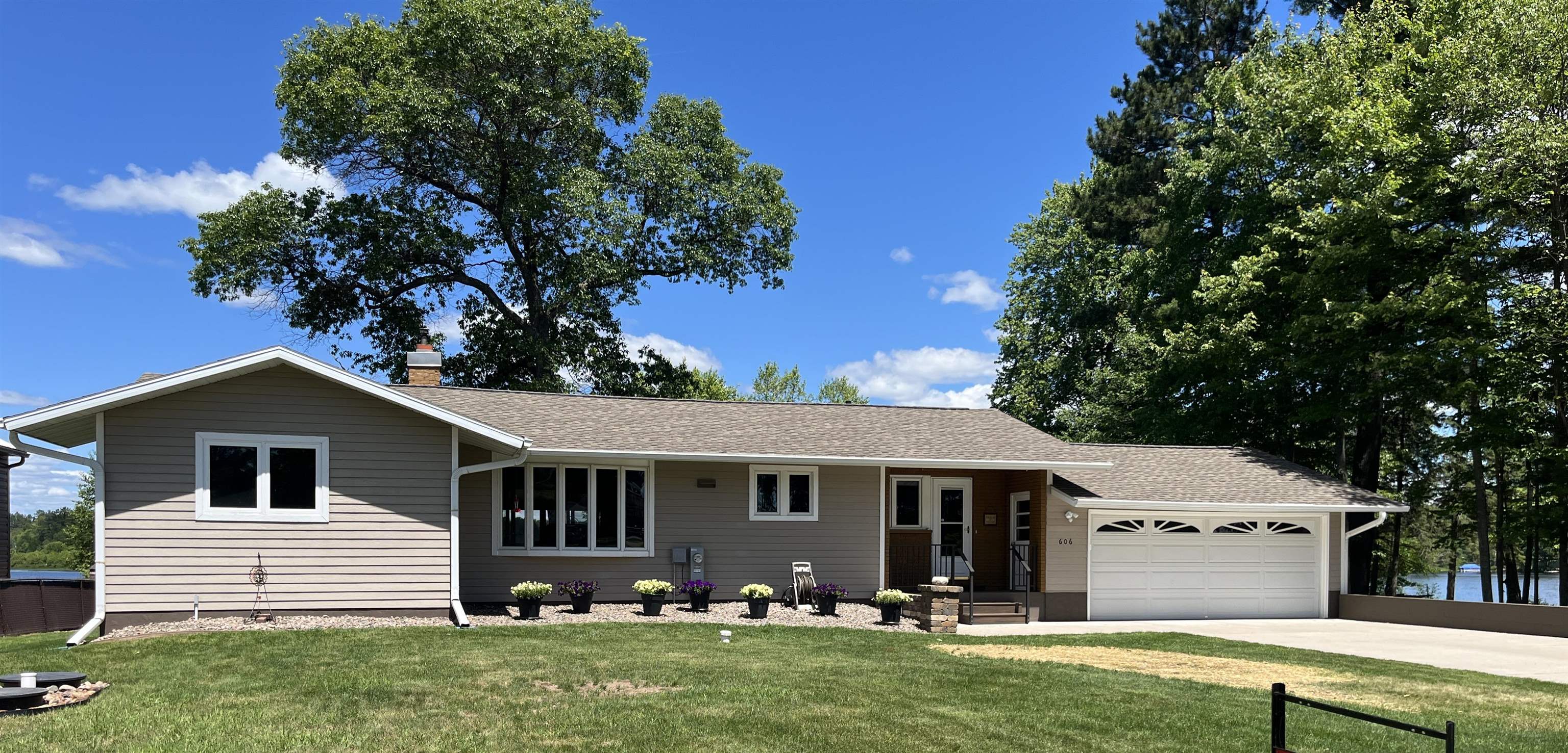 606 STATE HIGHWAY 86, Tomahawk, Wisconsin 54487, 2 Bedrooms Bedrooms, ,2 BathroomsBathrooms,Residential,For Sale,606 STATE HIGHWAY 86,22602686