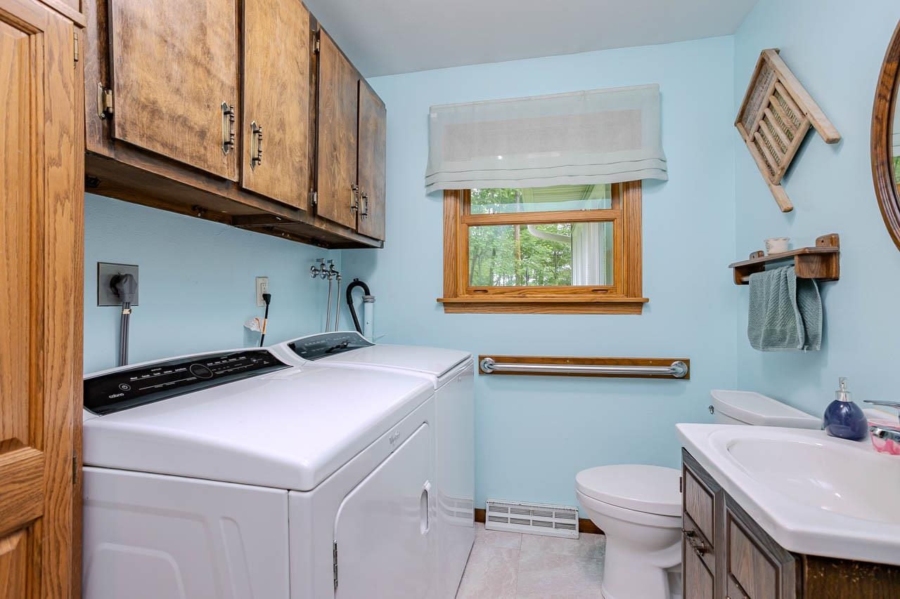 N6756 CARDINAL LANE, Wittenberg, Wisconsin 54499-8548, 3 Bedrooms Bedrooms, ,1 BathroomBathrooms,Residential,For Sale,N6756 CARDINAL LANE,22602688