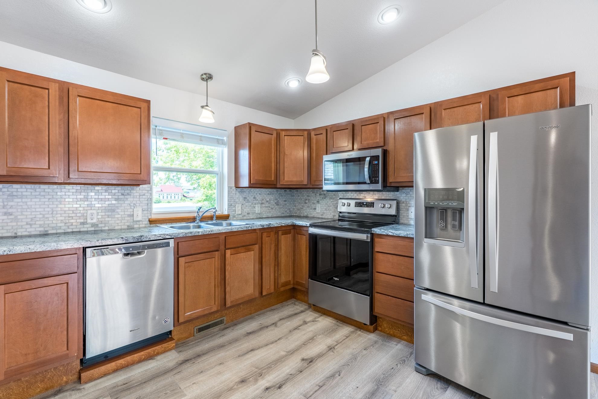 907 S 22ND AVENUE, Wausau, Wisconsin 54401, 3 Bedrooms Bedrooms, ,2 BathroomsBathrooms,Residential,For Sale,907 S 22ND AVENUE,22602691