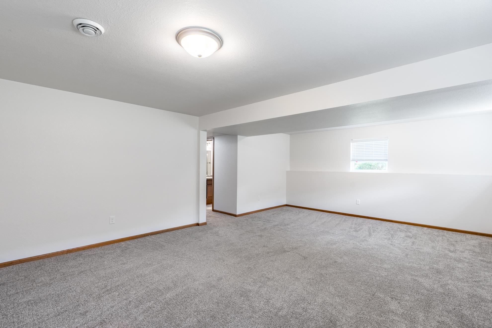 907 S 22ND AVENUE, Wausau, Wisconsin 54401, 3 Bedrooms Bedrooms, ,2 BathroomsBathrooms,Residential,For Sale,907 S 22ND AVENUE,22602691