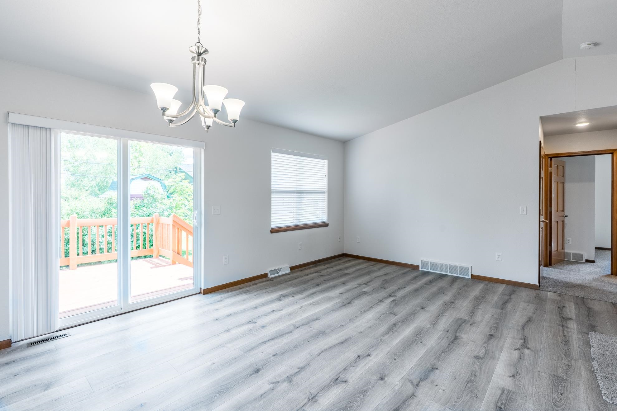 907 S 22ND AVENUE, Wausau, Wisconsin 54401, 3 Bedrooms Bedrooms, ,2 BathroomsBathrooms,Residential,For Sale,907 S 22ND AVENUE,22602691