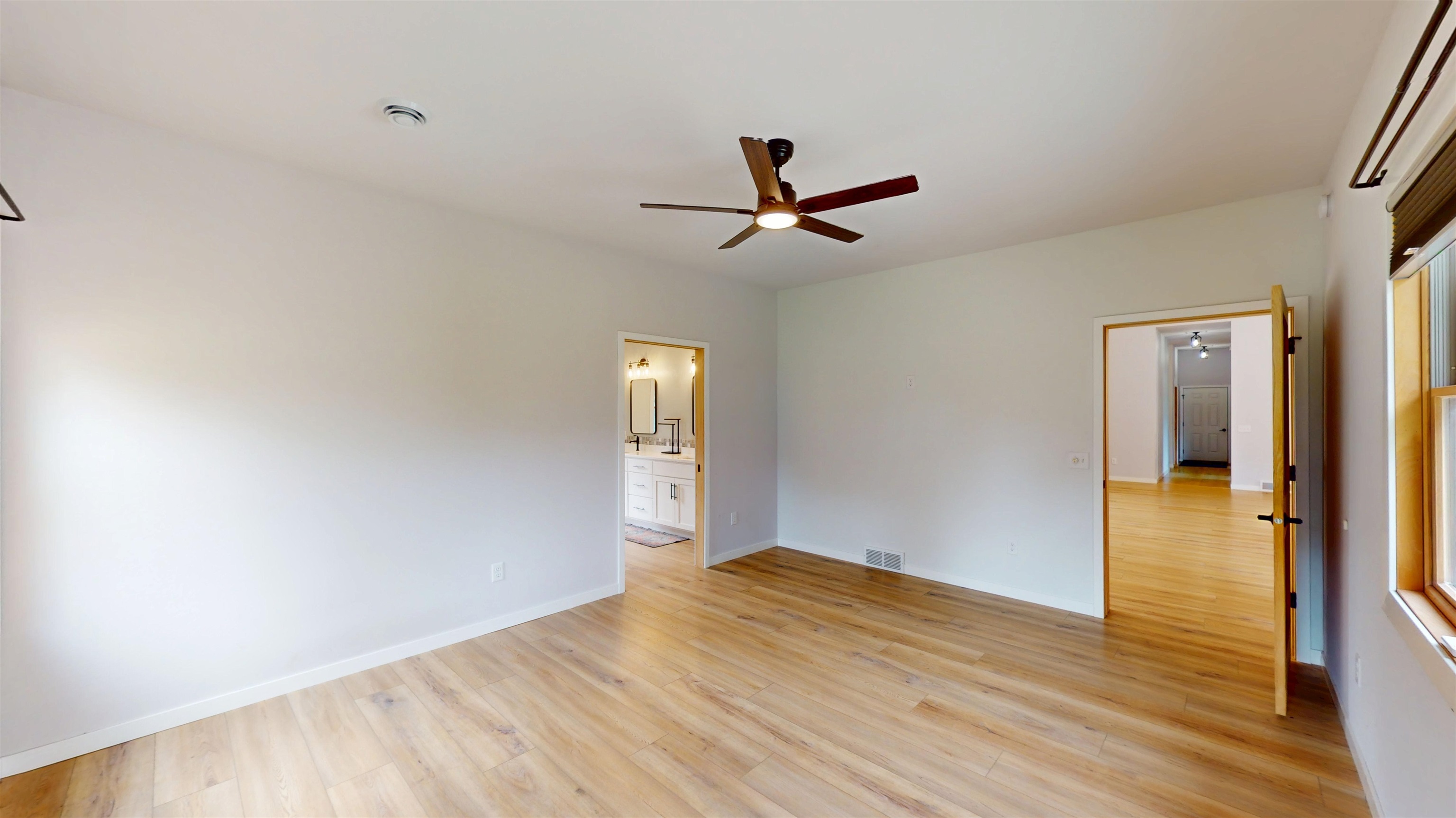 8323 COUNTY ROAD E, Pittsville, Wisconsin 54466, 4 Bedrooms Bedrooms, ,2 BathroomsBathrooms,Residential,For Sale,8323 COUNTY ROAD E,22602703