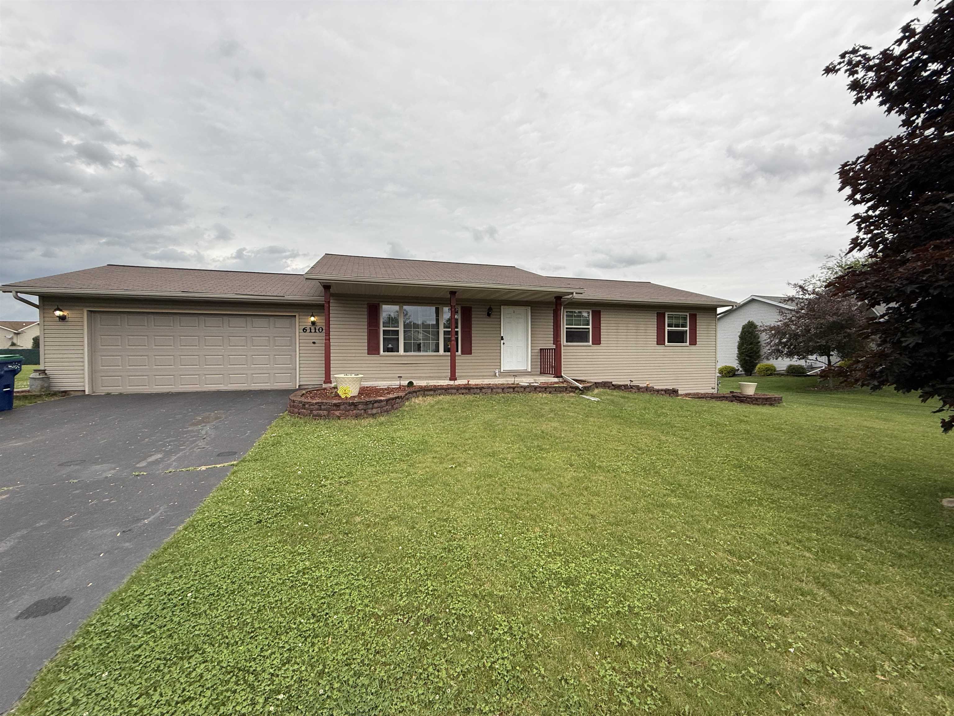 6110 QUENTIN STREET, Weston, Wisconsin 54476, 3 Bedrooms Bedrooms, ,2 BathroomsBathrooms,Residential,For Sale,6110 QUENTIN STREET,22602728