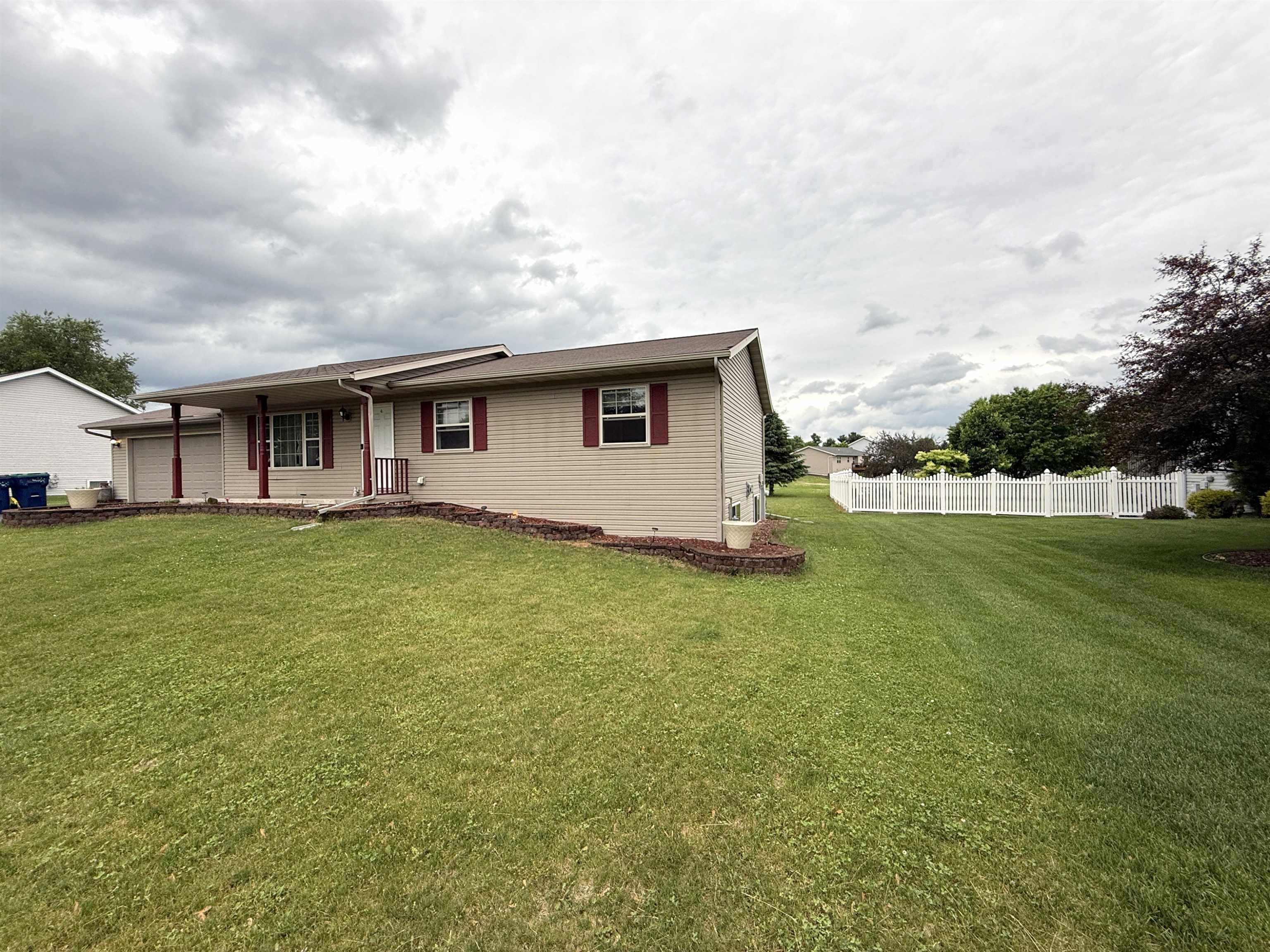 6110 QUENTIN STREET, Weston, Wisconsin 54476, 3 Bedrooms Bedrooms, ,2 BathroomsBathrooms,Residential,For Sale,6110 QUENTIN STREET,22602728