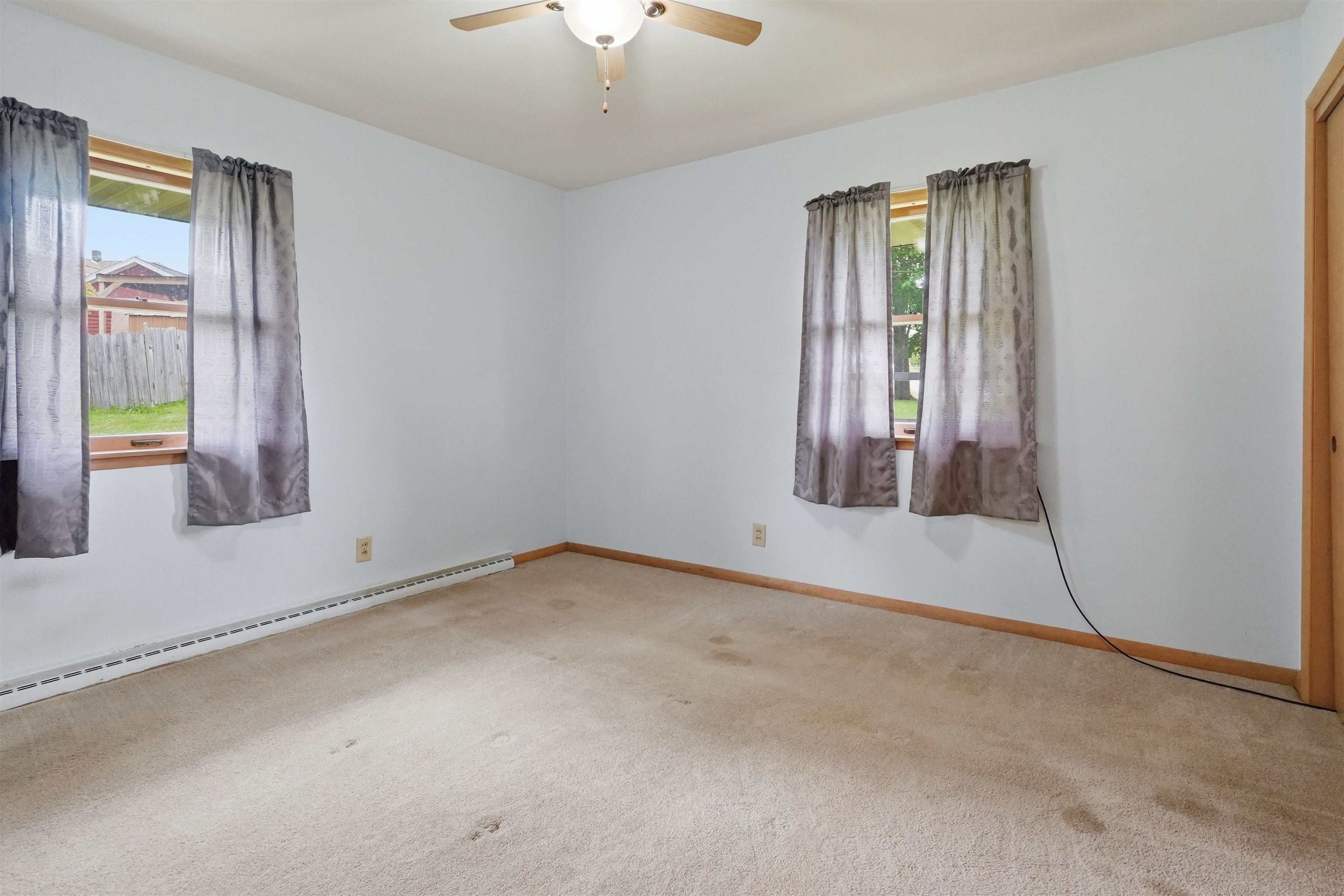 609 8TH STREET, Marathon, Wisconsin 54448, 2 Bedrooms Bedrooms, ,1 BathroomBathrooms,Residential,For Sale,609 8TH STREET,22602730