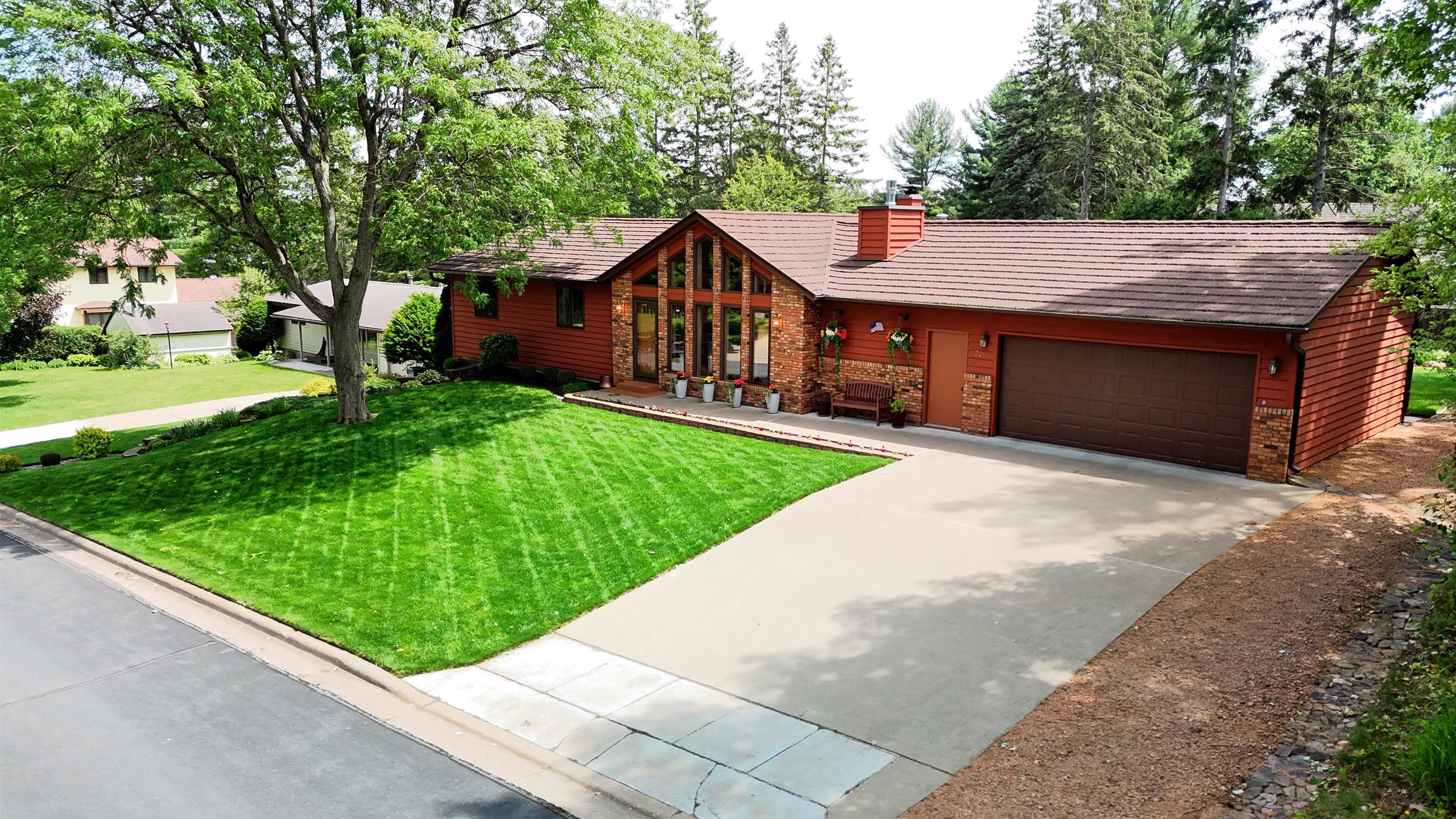 3011 GLENDALE AVENUE, Wausau, Wisconsin 54401, 3 Bedrooms Bedrooms, ,3 BathroomsBathrooms,Residential,For Sale,3011 GLENDALE AVENUE,22602750
