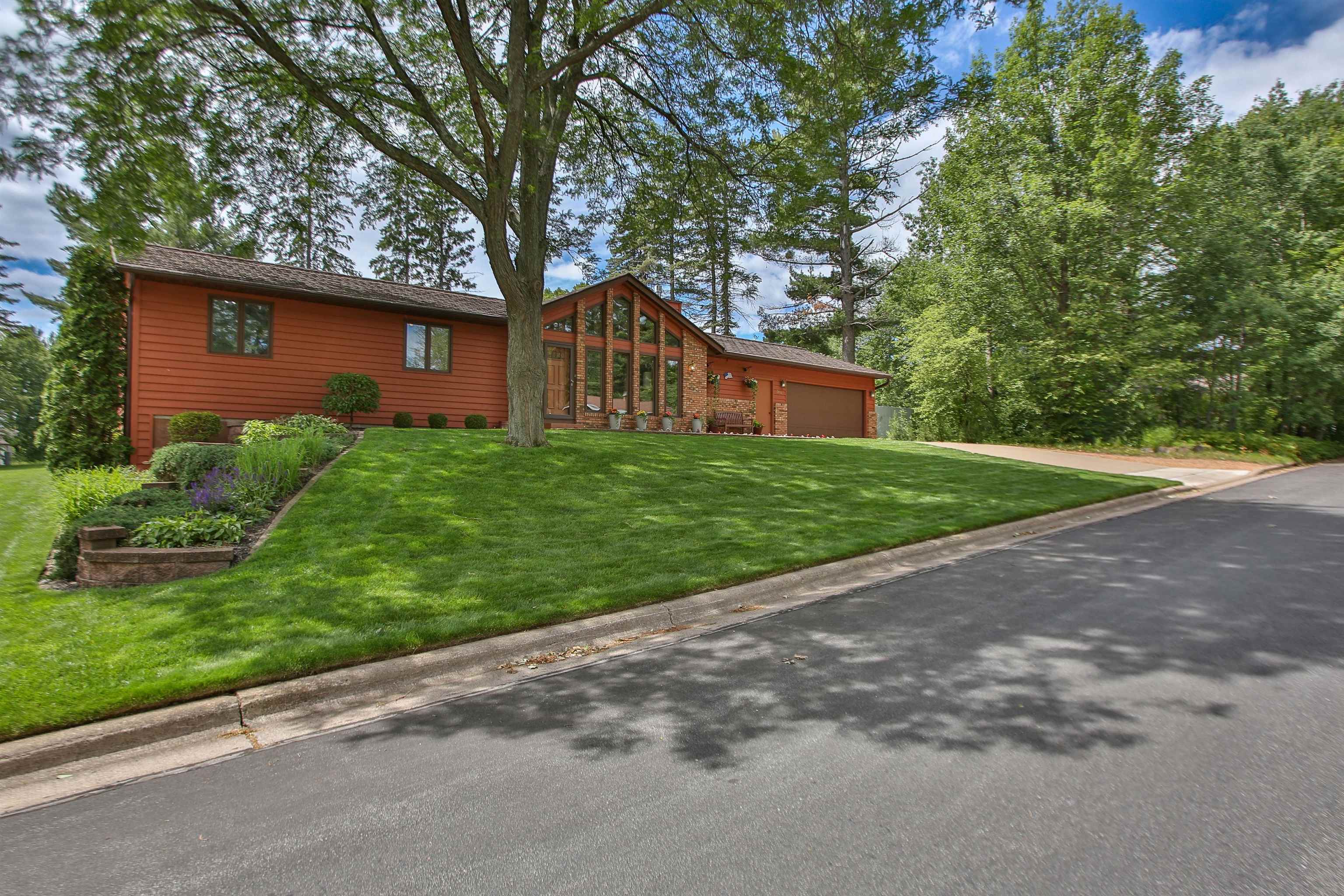 3011 GLENDALE AVENUE, Wausau, Wisconsin 54401, 3 Bedrooms Bedrooms, ,3 BathroomsBathrooms,Residential,For Sale,3011 GLENDALE AVENUE,22602750