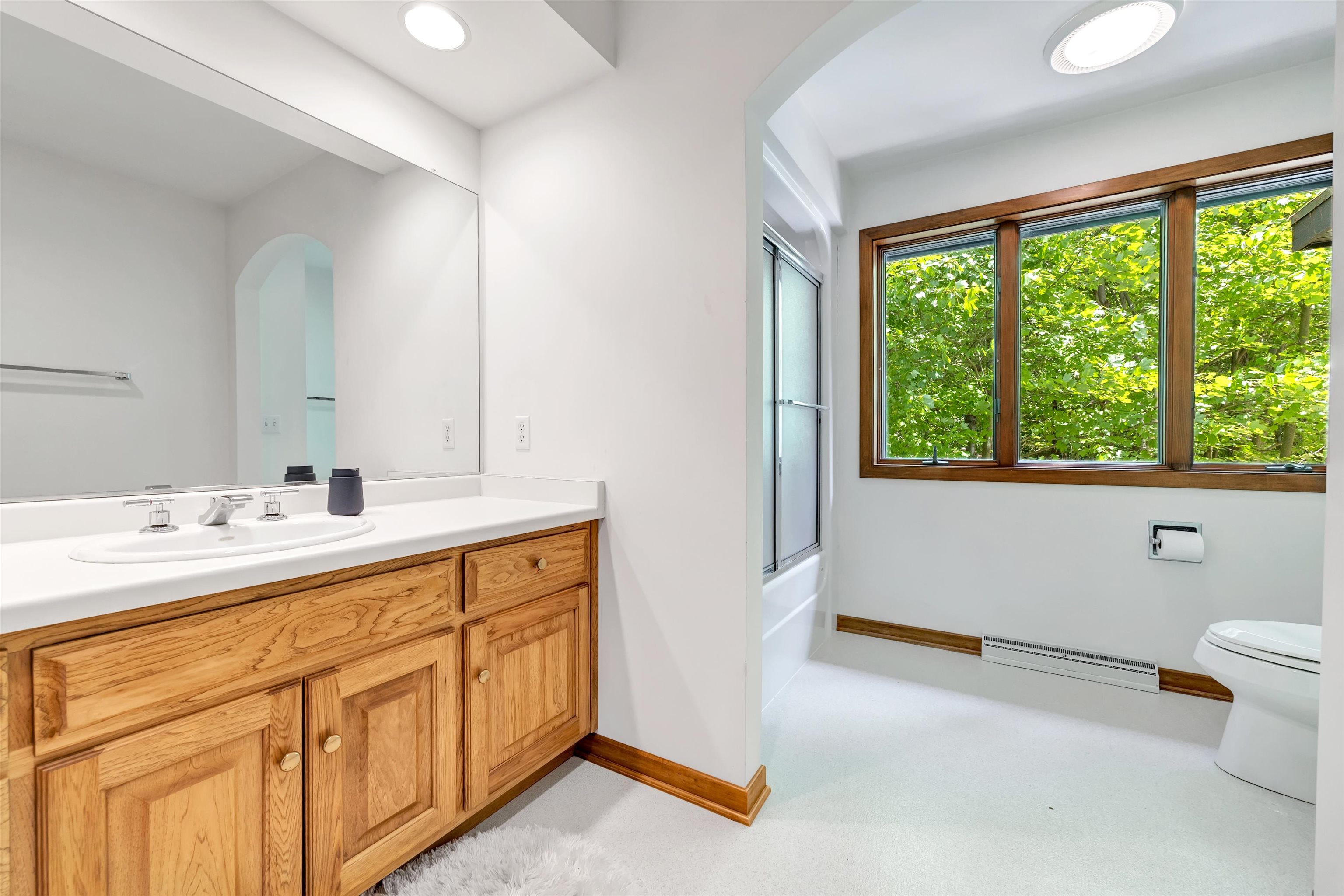 N2950 WHITE PINE LANE, Waupaca, Wisconsin 54981-9998, 6 Bedrooms Bedrooms, ,4 BathroomsBathrooms,Residential,For Sale,N2950 WHITE PINE LANE,22602765