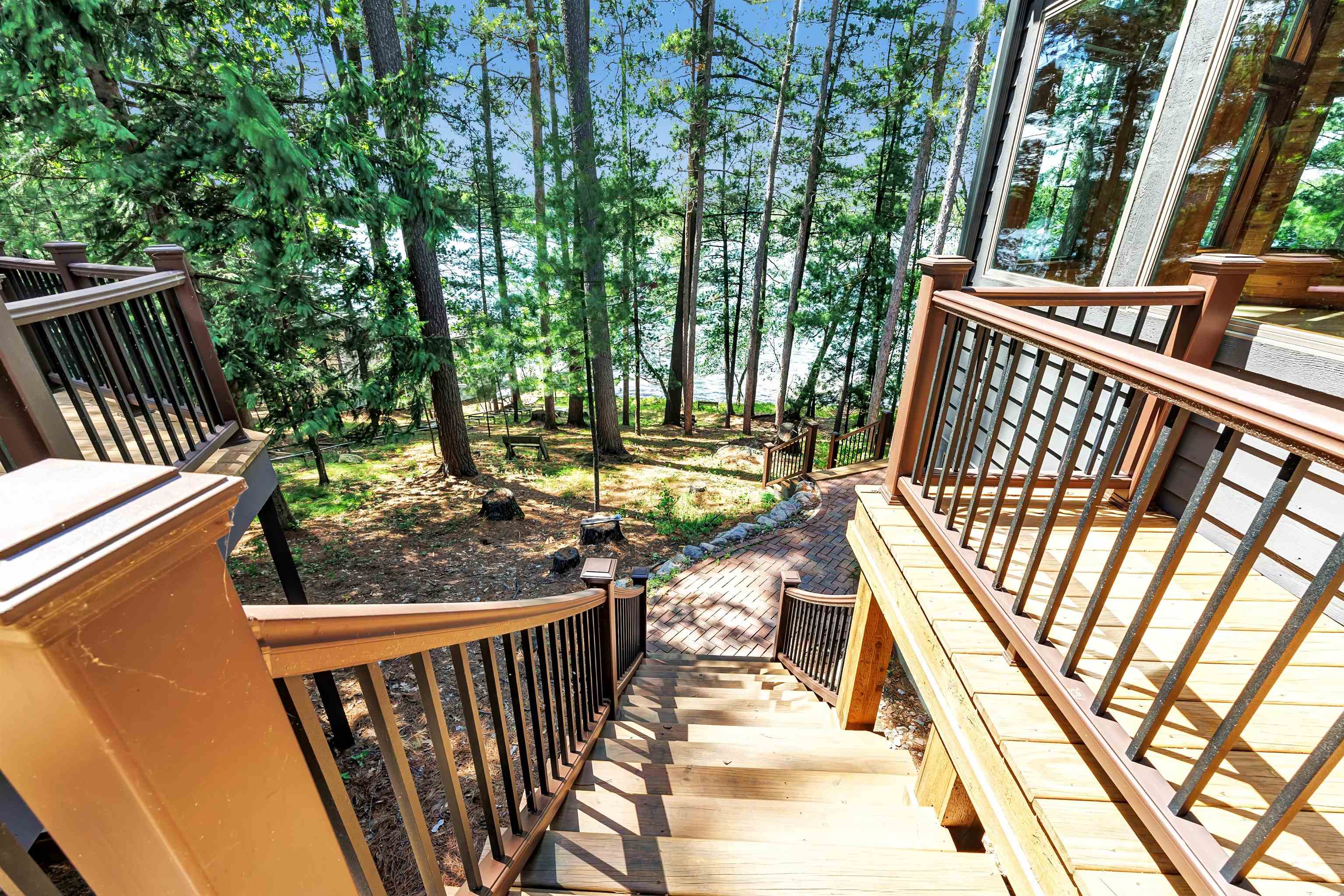 N2950 WHITE PINE LANE, Waupaca, Wisconsin 54981-9998, 6 Bedrooms Bedrooms, ,4 BathroomsBathrooms,Residential,For Sale,N2950 WHITE PINE LANE,22602765