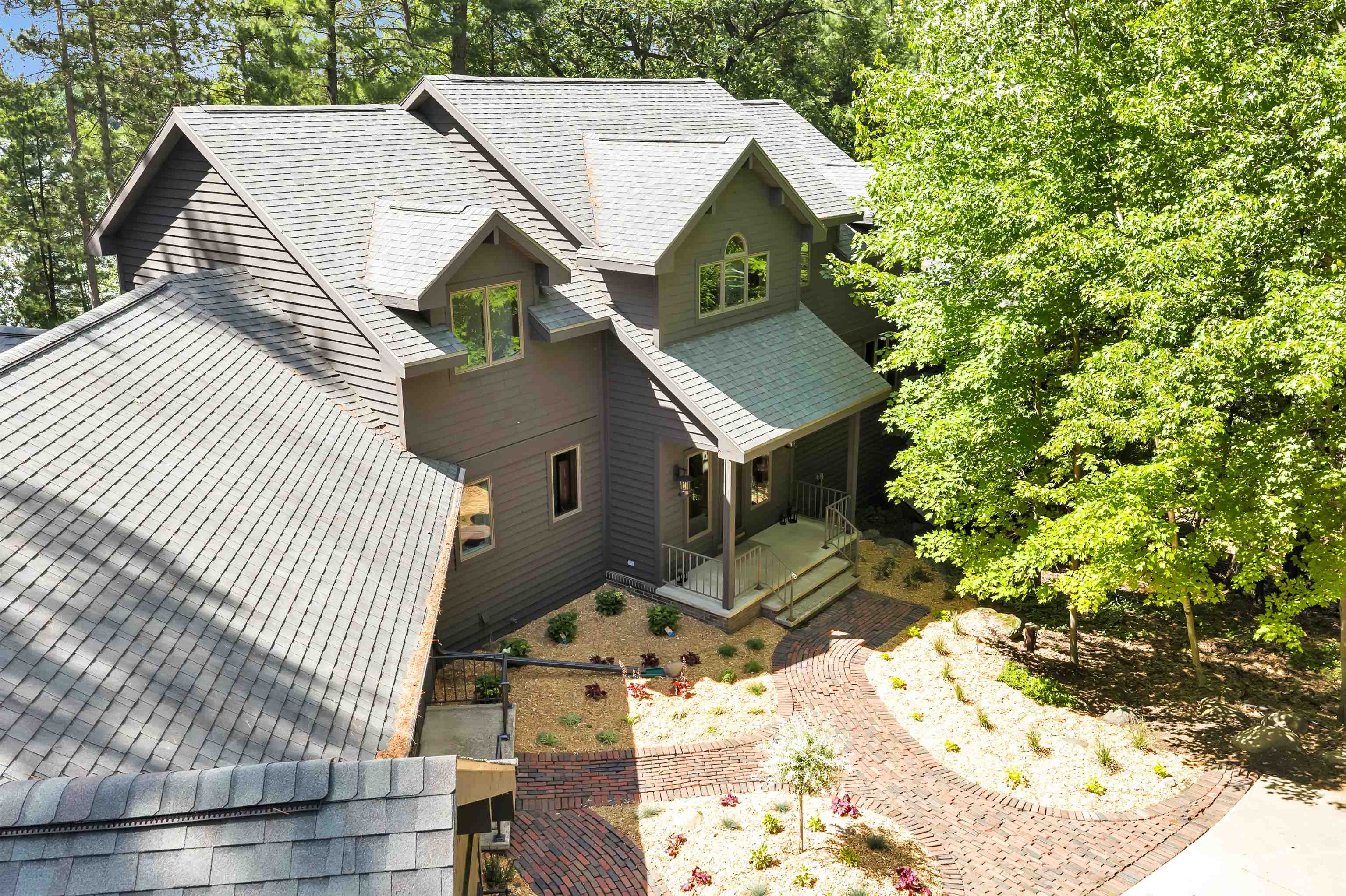 N2950 WHITE PINE LANE, Waupaca, Wisconsin 54981-9998, 6 Bedrooms Bedrooms, ,4 BathroomsBathrooms,Residential,For Sale,N2950 WHITE PINE LANE,22602765